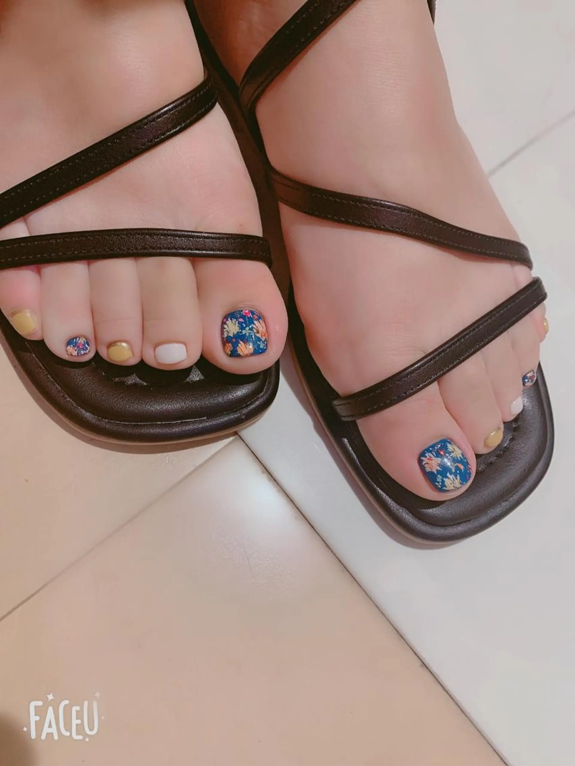 ネイル Cutil Nailsalon所属・Cutil. Nail🌈のネイルデザイン