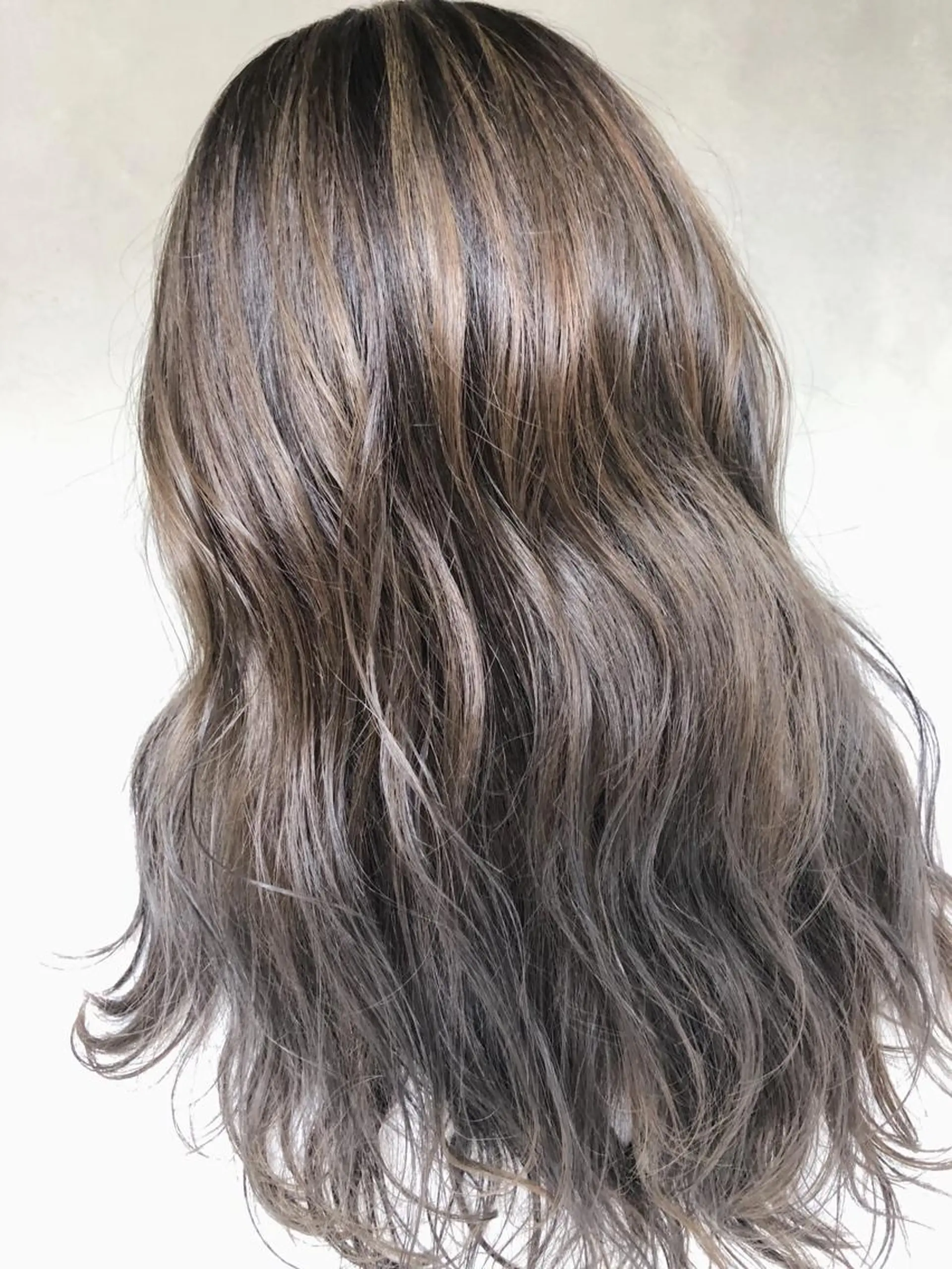 セミロング カラー ヘアカラー トリートメント LA KING GINZA TOKYO所属・🧡ショートの達人 🧡SHOのヘアスタイル