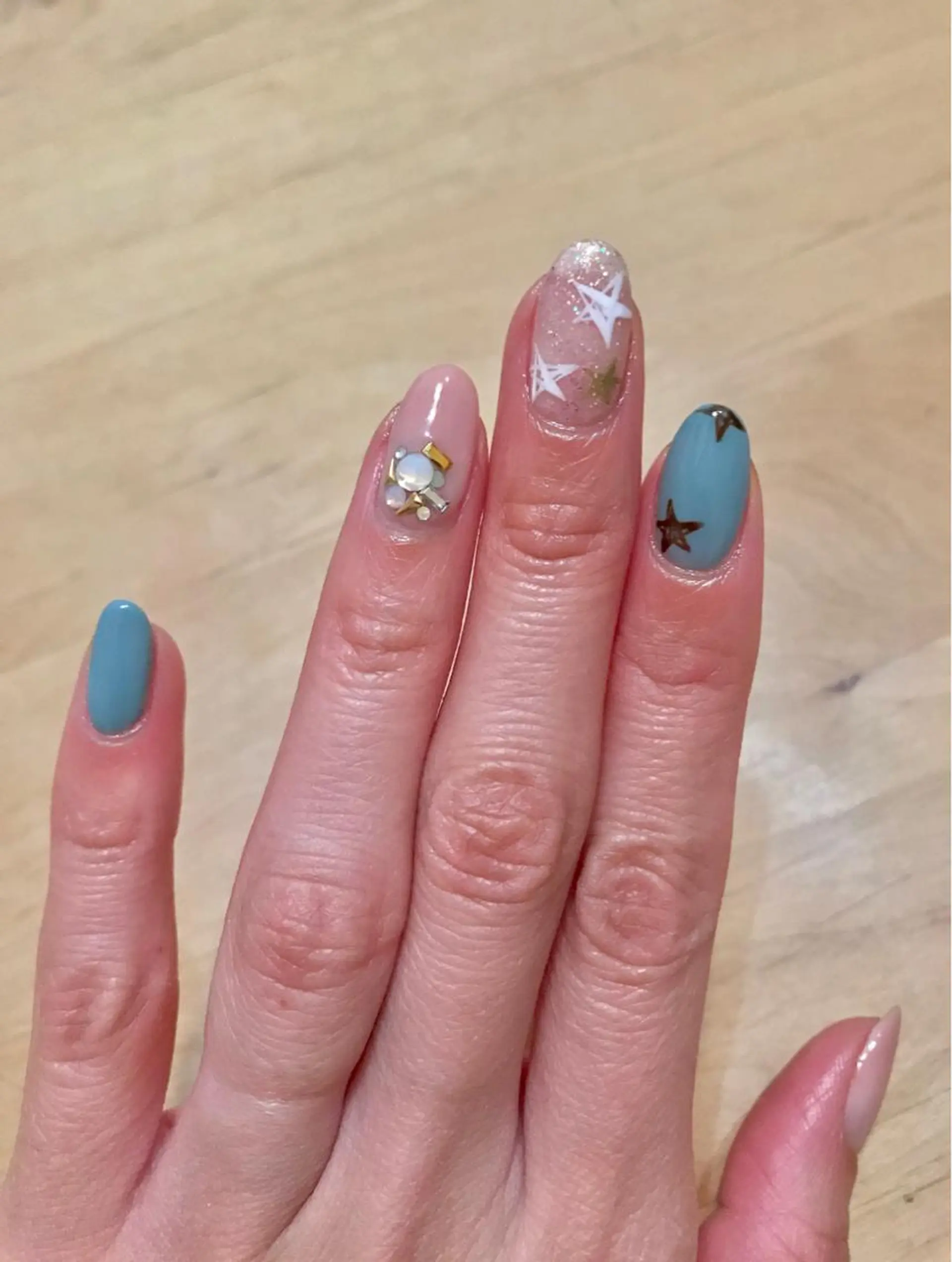 ネイル ハンドネイル 佐藤  悠子のネイルデザイン