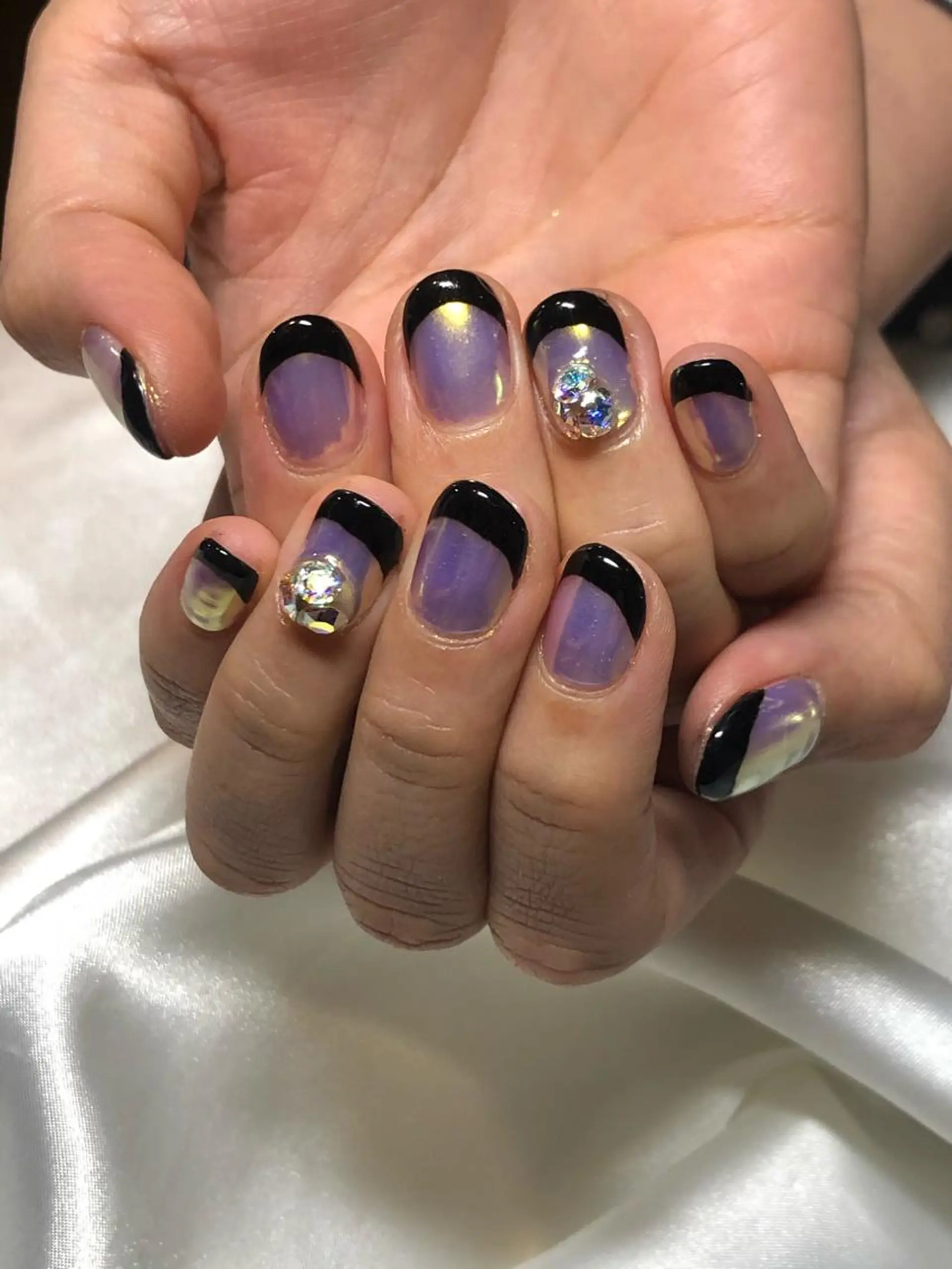 ミディアム ネイル Home salon Rのネイルデザイン