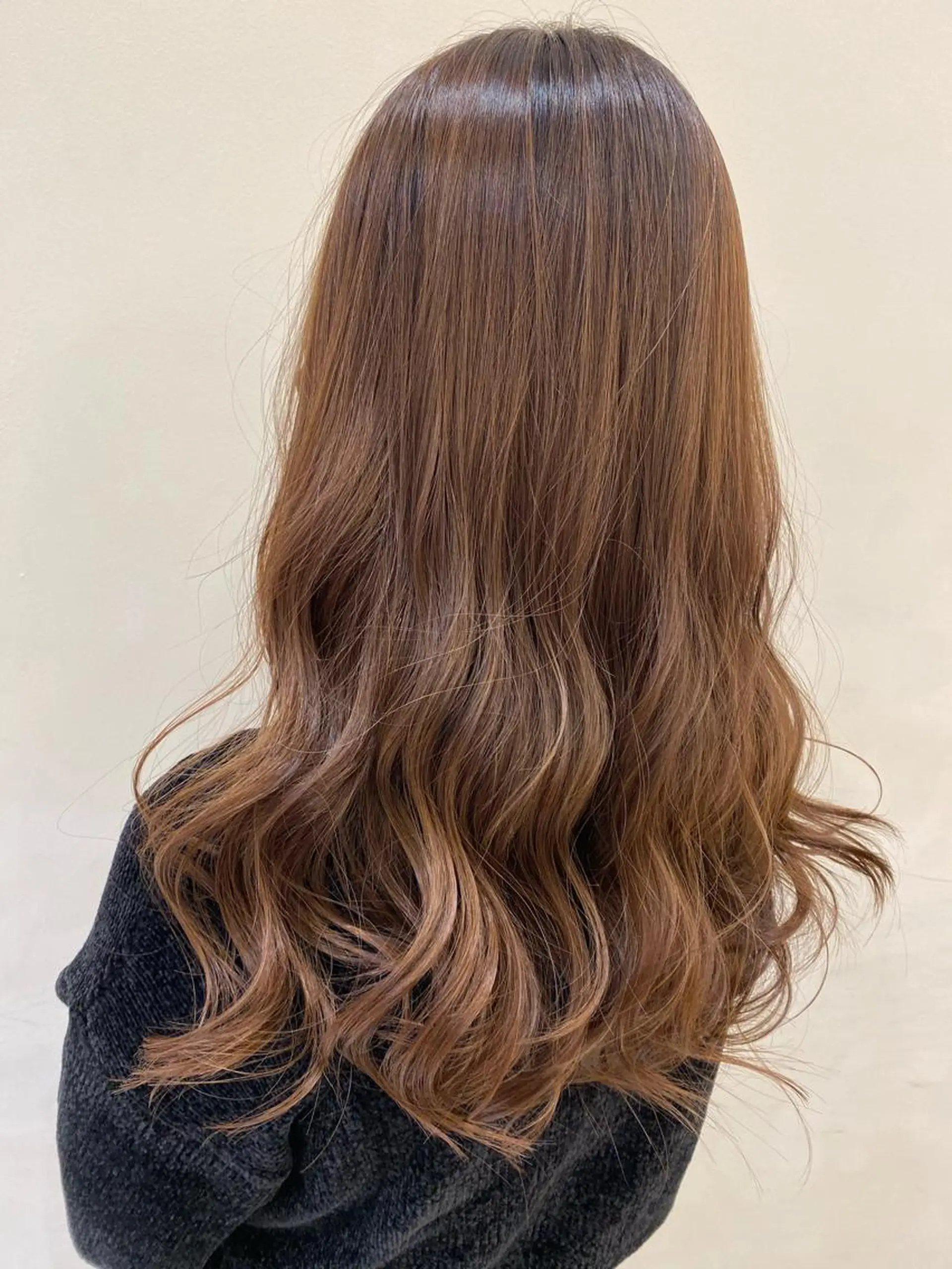 ロング カラー ベージュカラー ブリーチ 透明感カラー ボブ ミディアム 齊木勇人のヘアスタイル