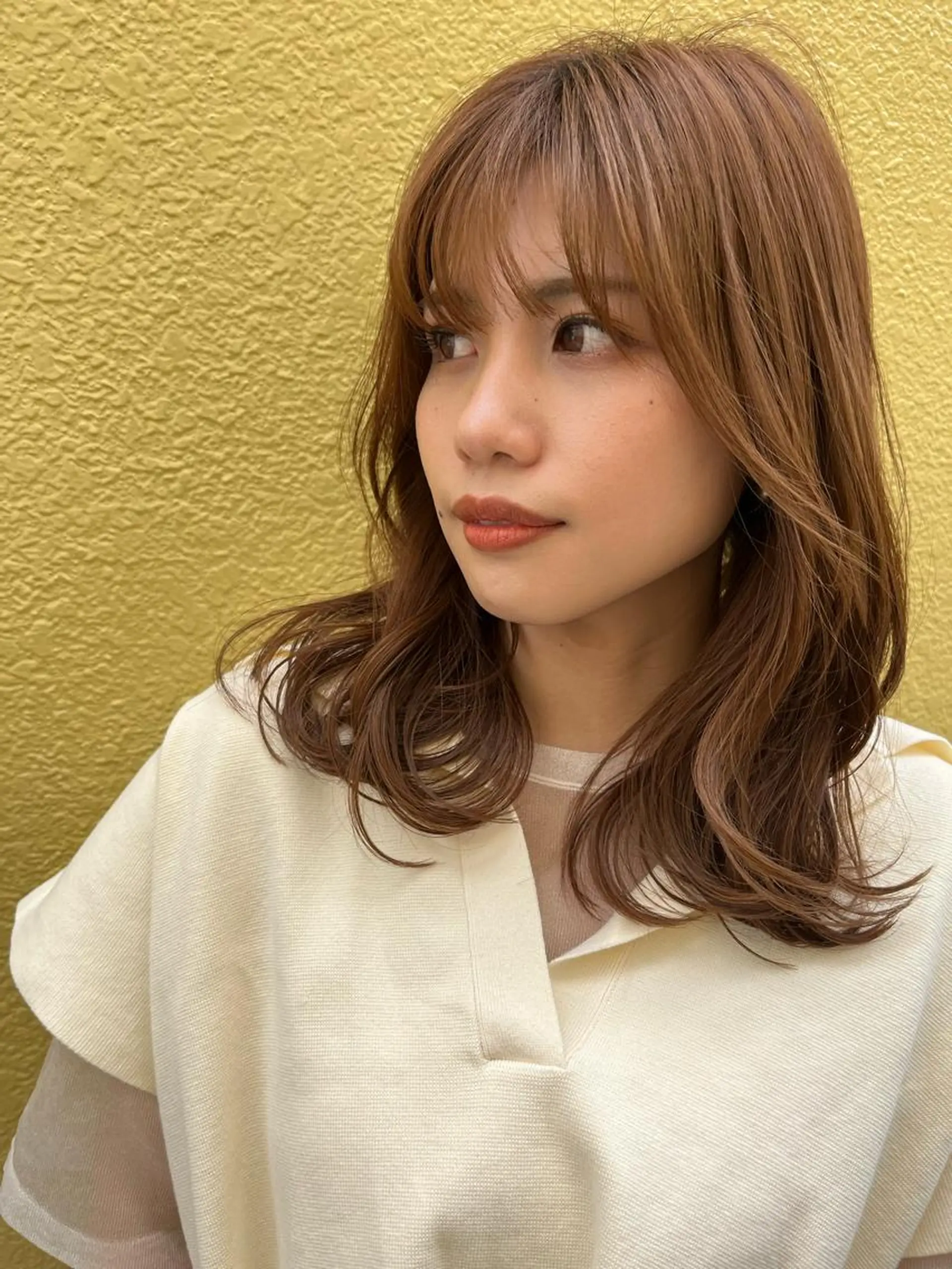 ミディアム ホラオク カナエのヘアスタイル