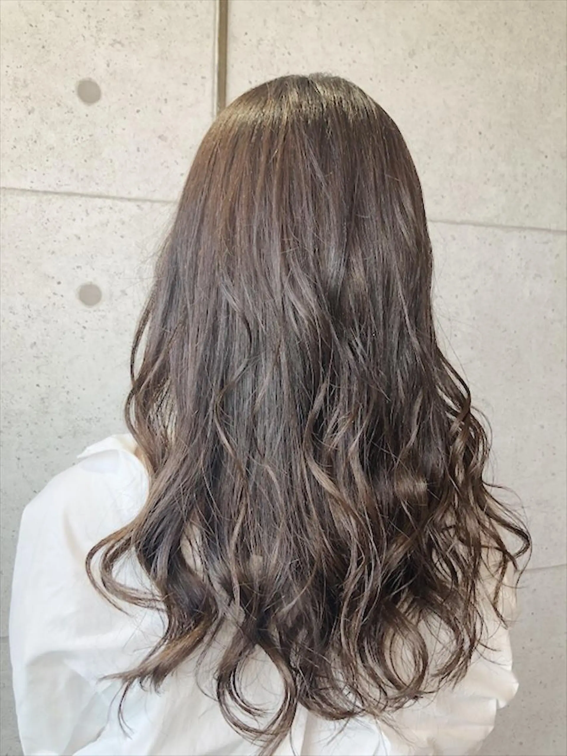 ロング カラー アッシュ アッシュブラウン ブラウンカラー トリートメント 福森 みずきのヘアスタイル