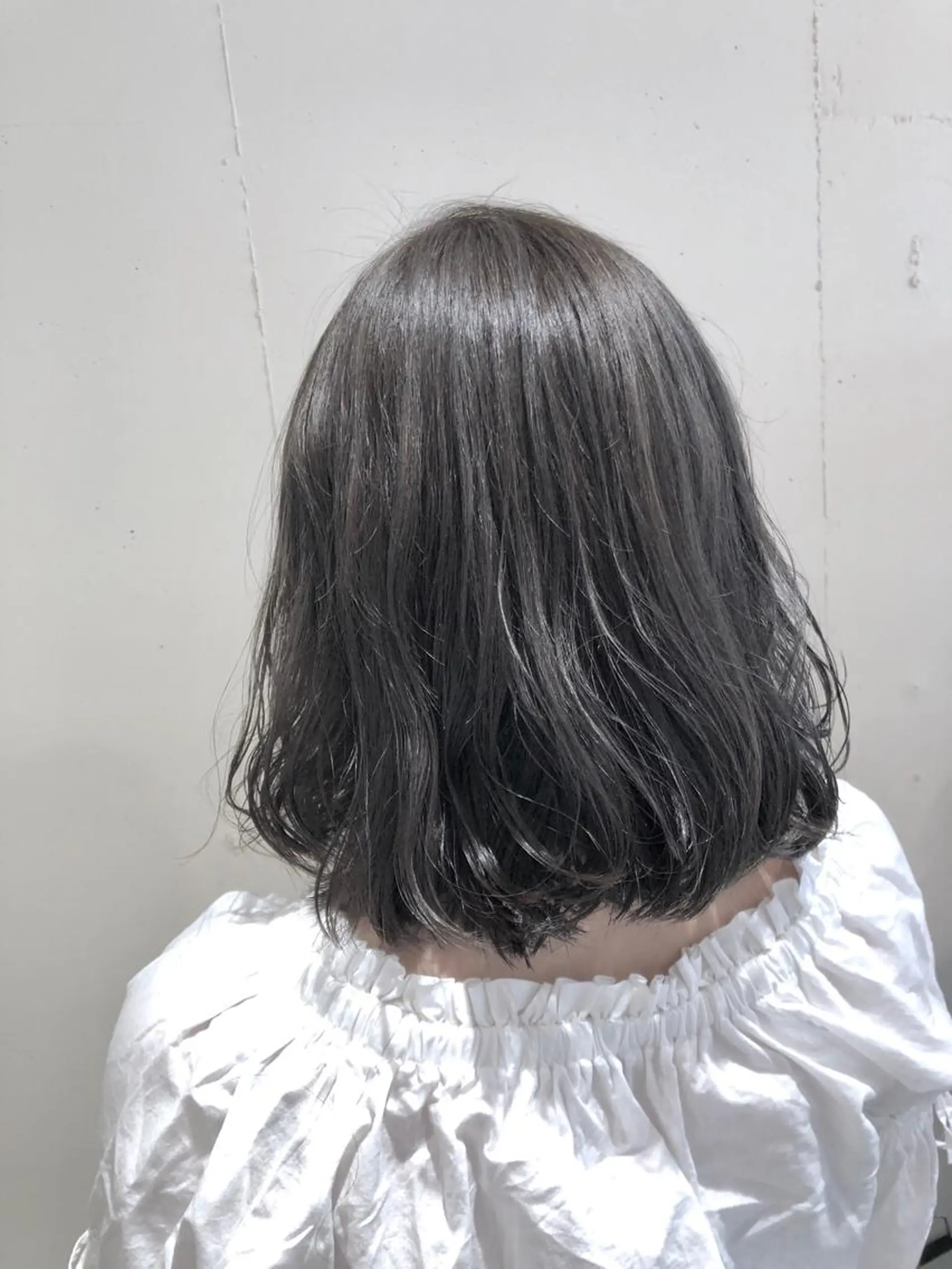 ミディアム カラー パーマ ヘアアレンジ バレイヤージュ ブリーチ 透明感カラー グラデーションカラー グレージュ 【ツヤ髪美容師】 ツダケイスケのヘアスタイル