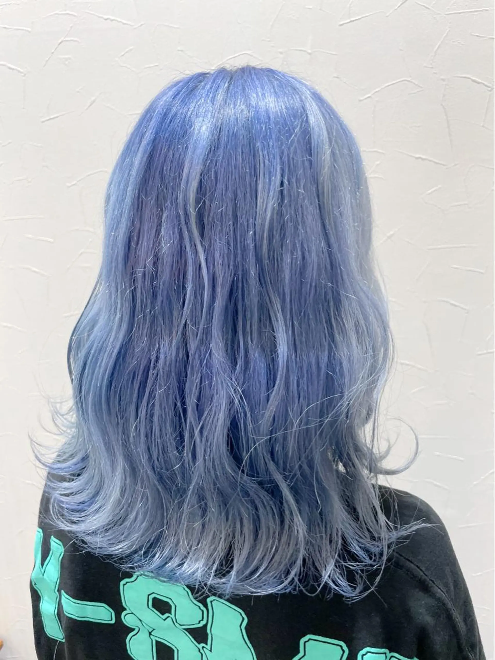 ロング カラー ヘアカラー トリートメント ARISA🦋推し・ アニメカラー/派手髪のヘアスタイル