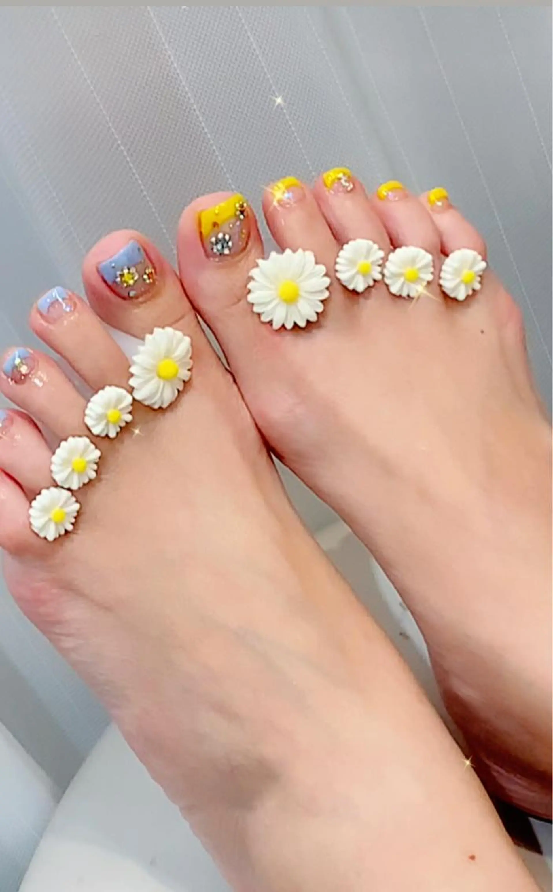 ネイル フットネイル うるま市サロン Yuko Izawaのネイルデザイン