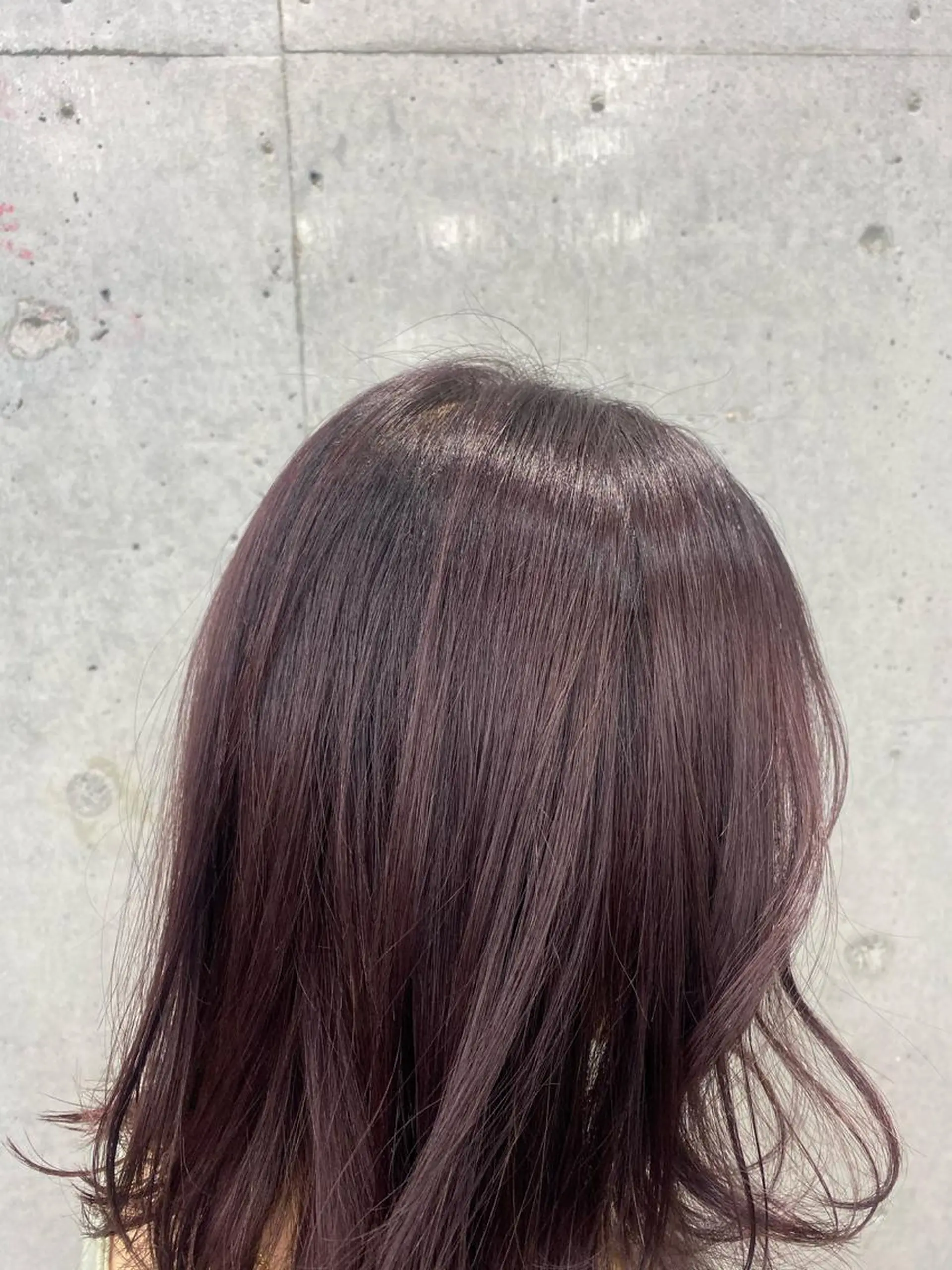 ミディアム カラー オリーブ/アッシュ やわらか透明感カラーのヘアスタイル