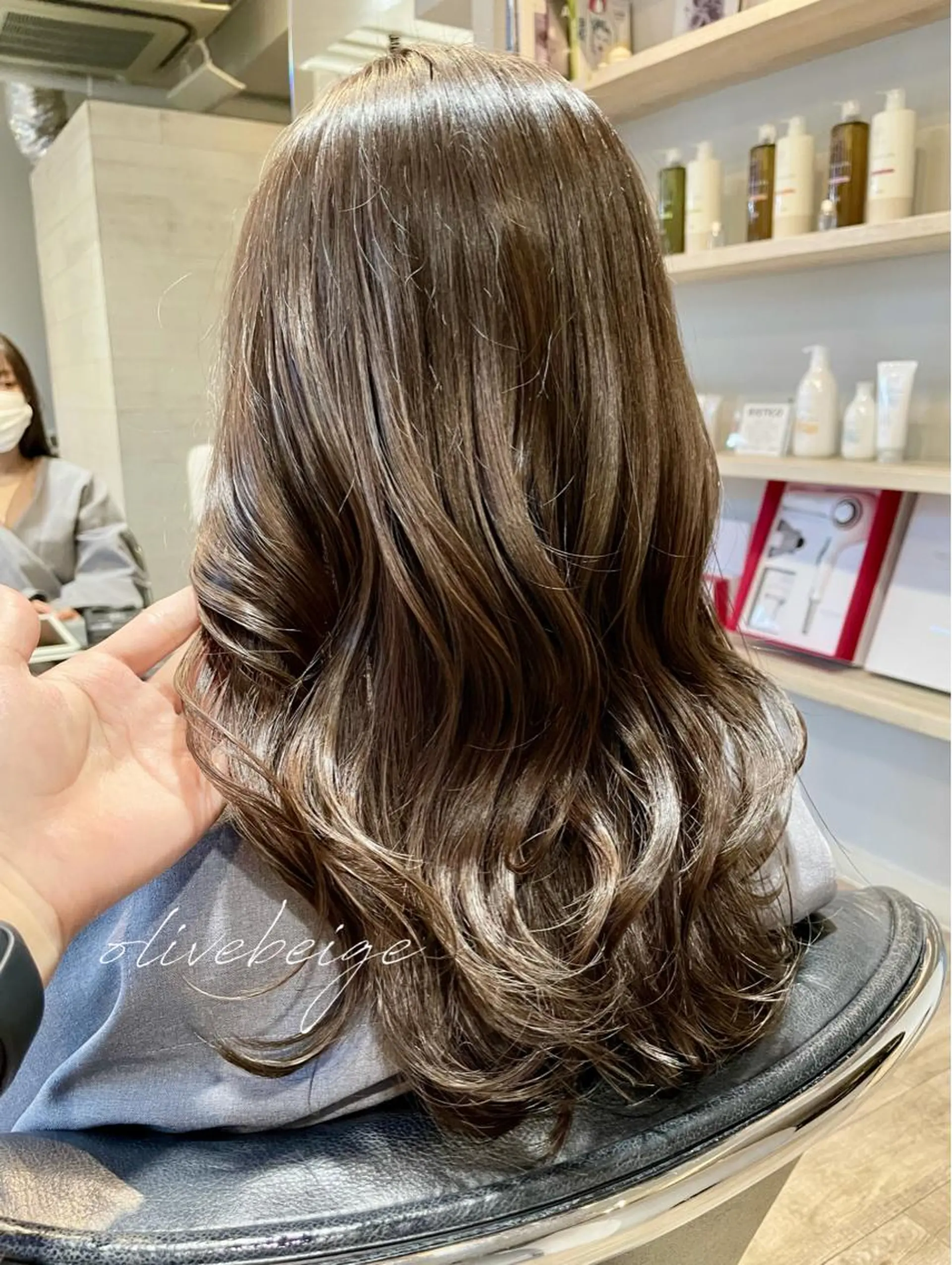 ロング カラー 元町神戸 國井椋介のヘアスタイル