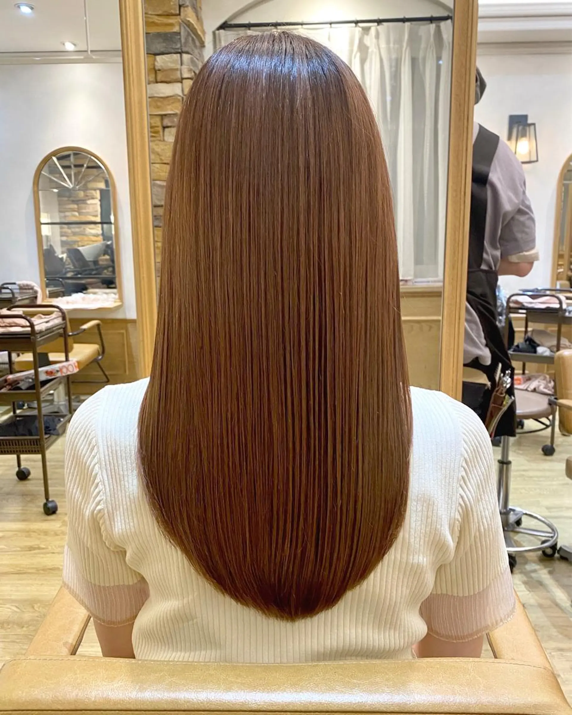 ロング 伸ばしかけ 髪質改善 縮毛矯正 酸性ストレート 縮毛矯正 千 田のヘアスタイル