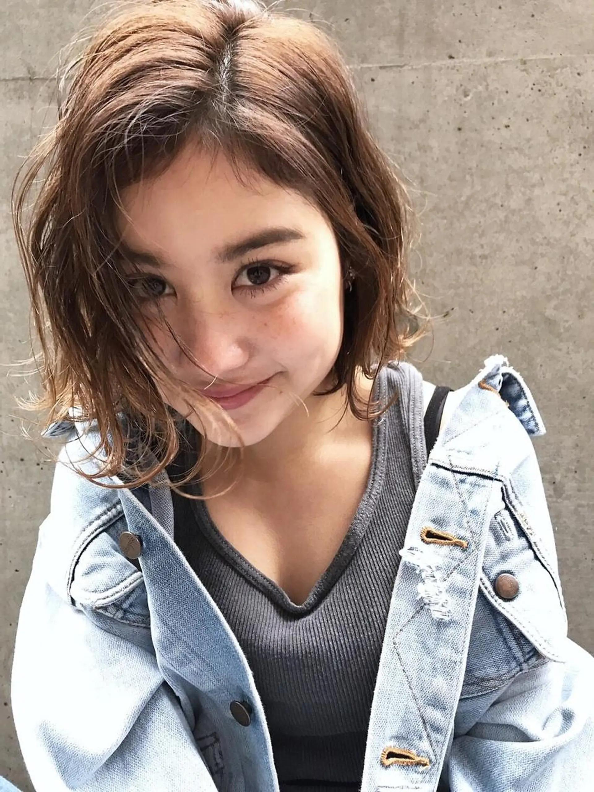 ミディアム カラー カット ヘアカラー トリートメント mood tatemachiのヘアスタイル