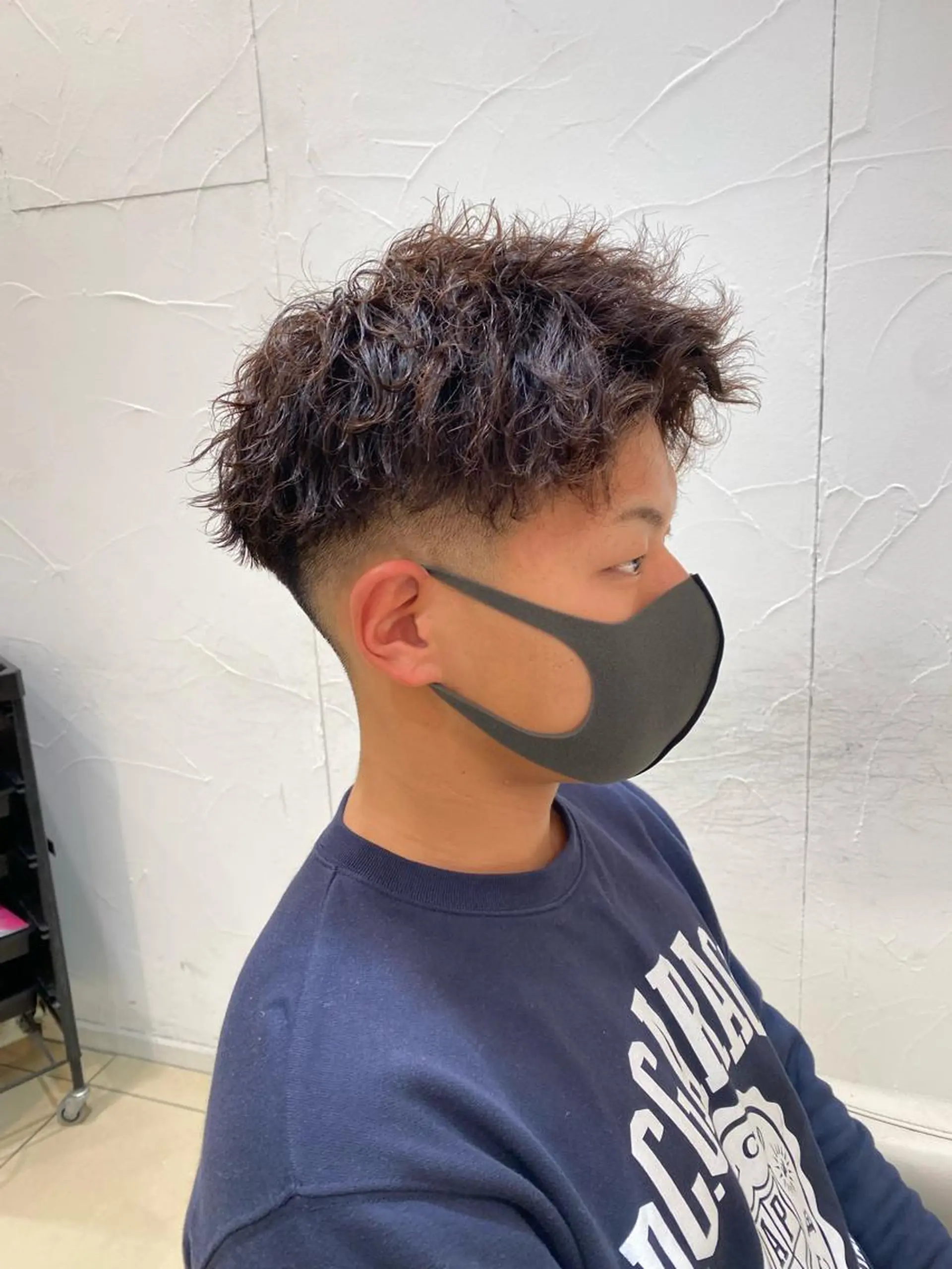 ショート パーマ メンズ カット パーマ メンズ特化型美容師 栗山勇人のヘアスタイル