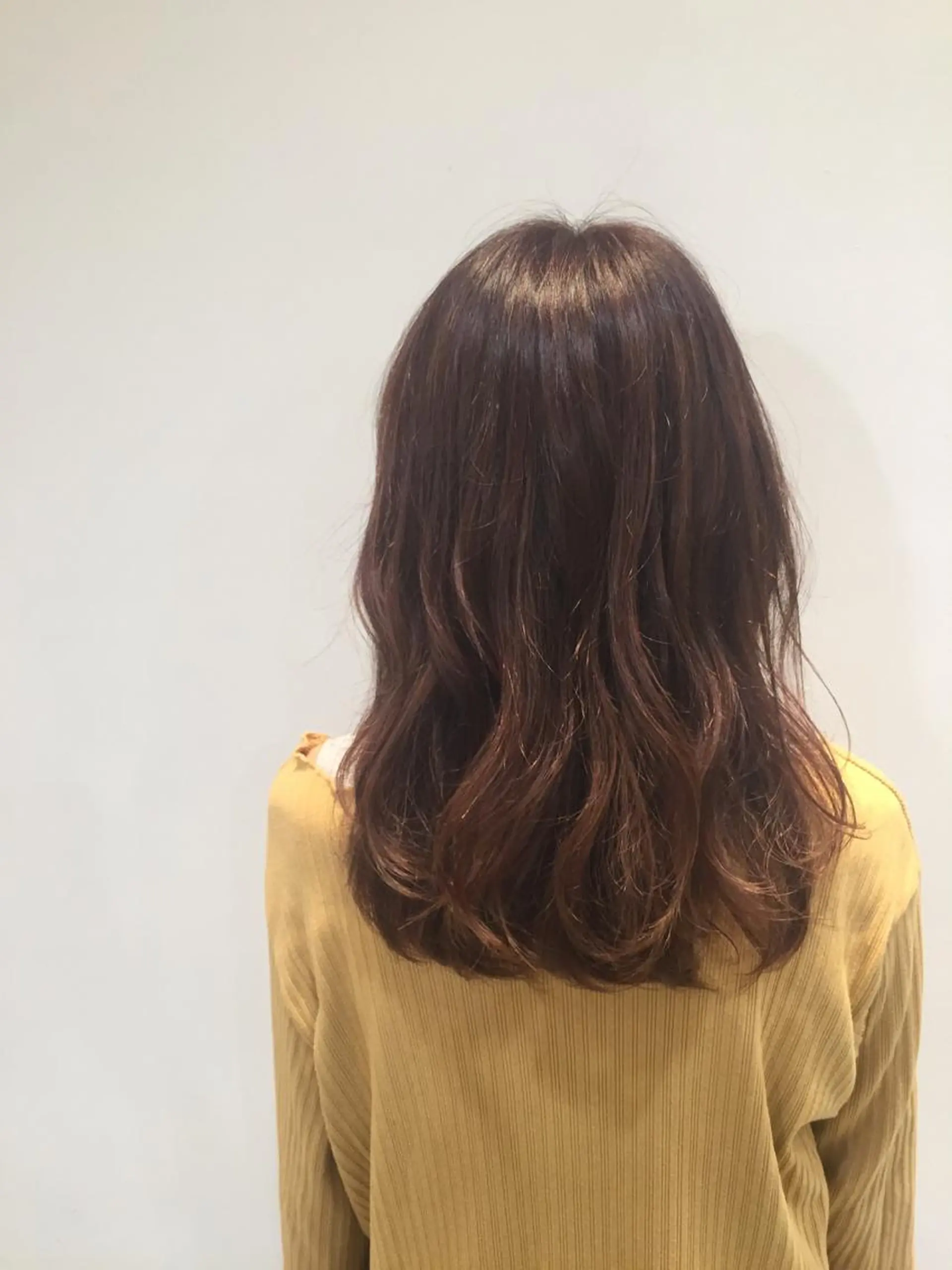 ミディアム GO TODAY SHAiRE SALON　下北沢店所属・冨永 志穂の眉毛・アイブロウイメージ