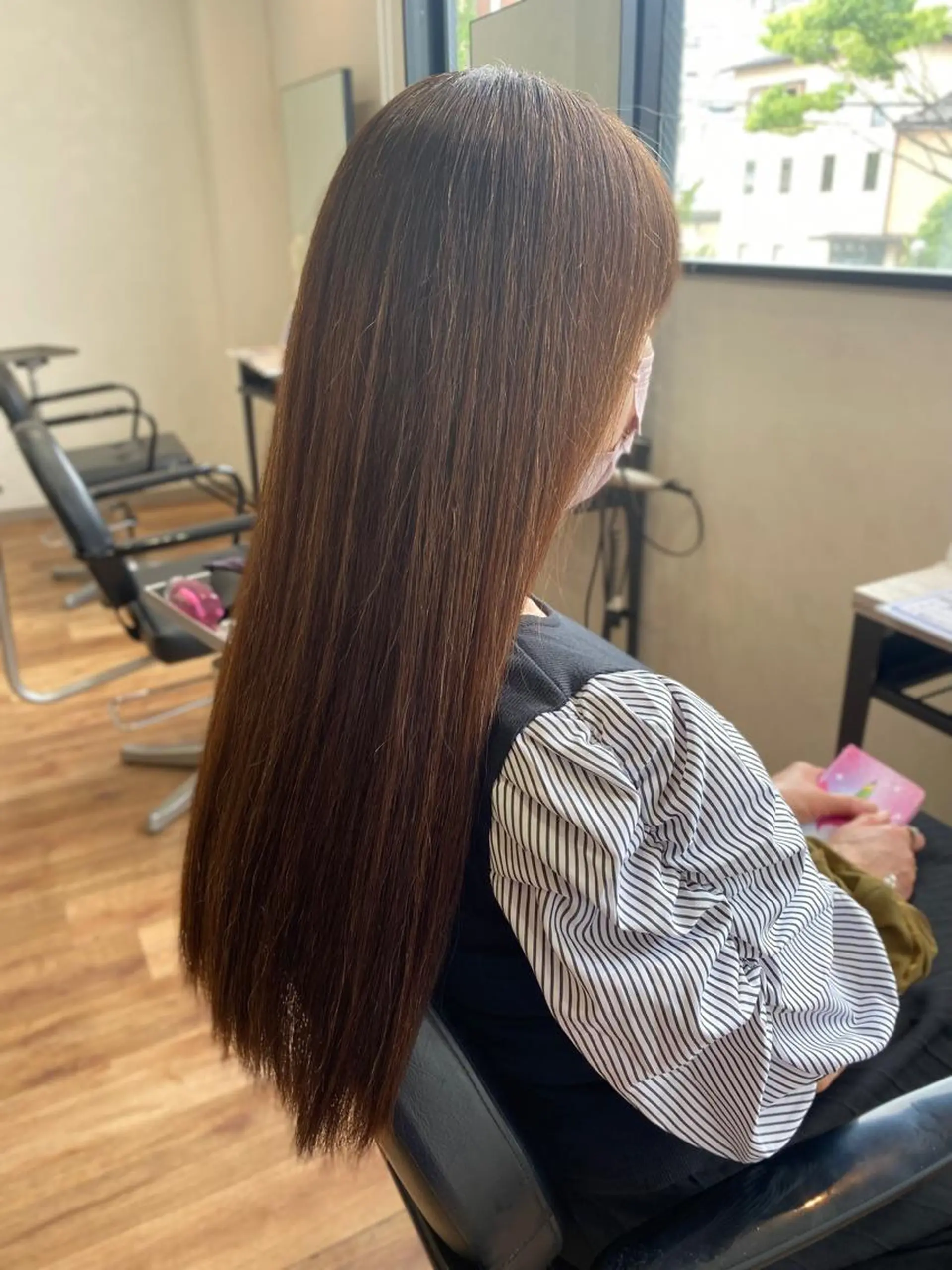 ロング カット 縮毛矯正 矢部 萌深のヘアスタイル