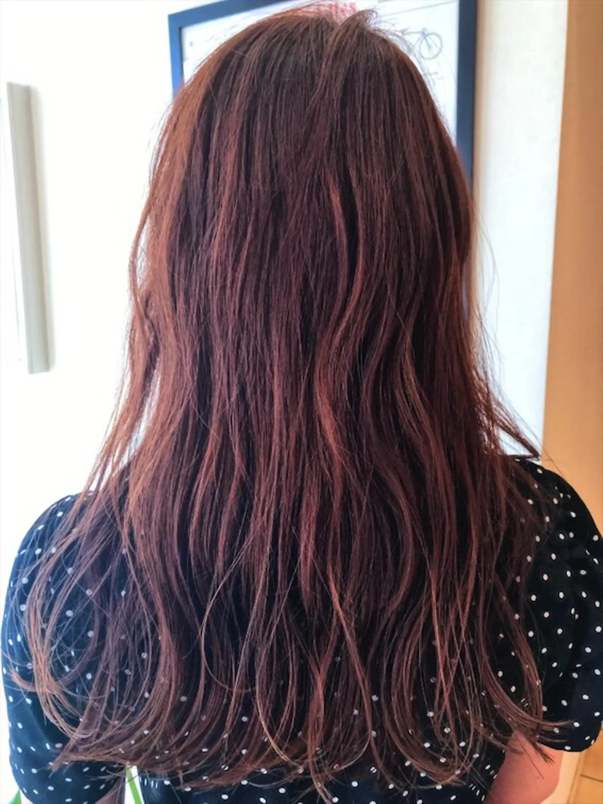 ロング 斎藤 彩香のヘアスタイル