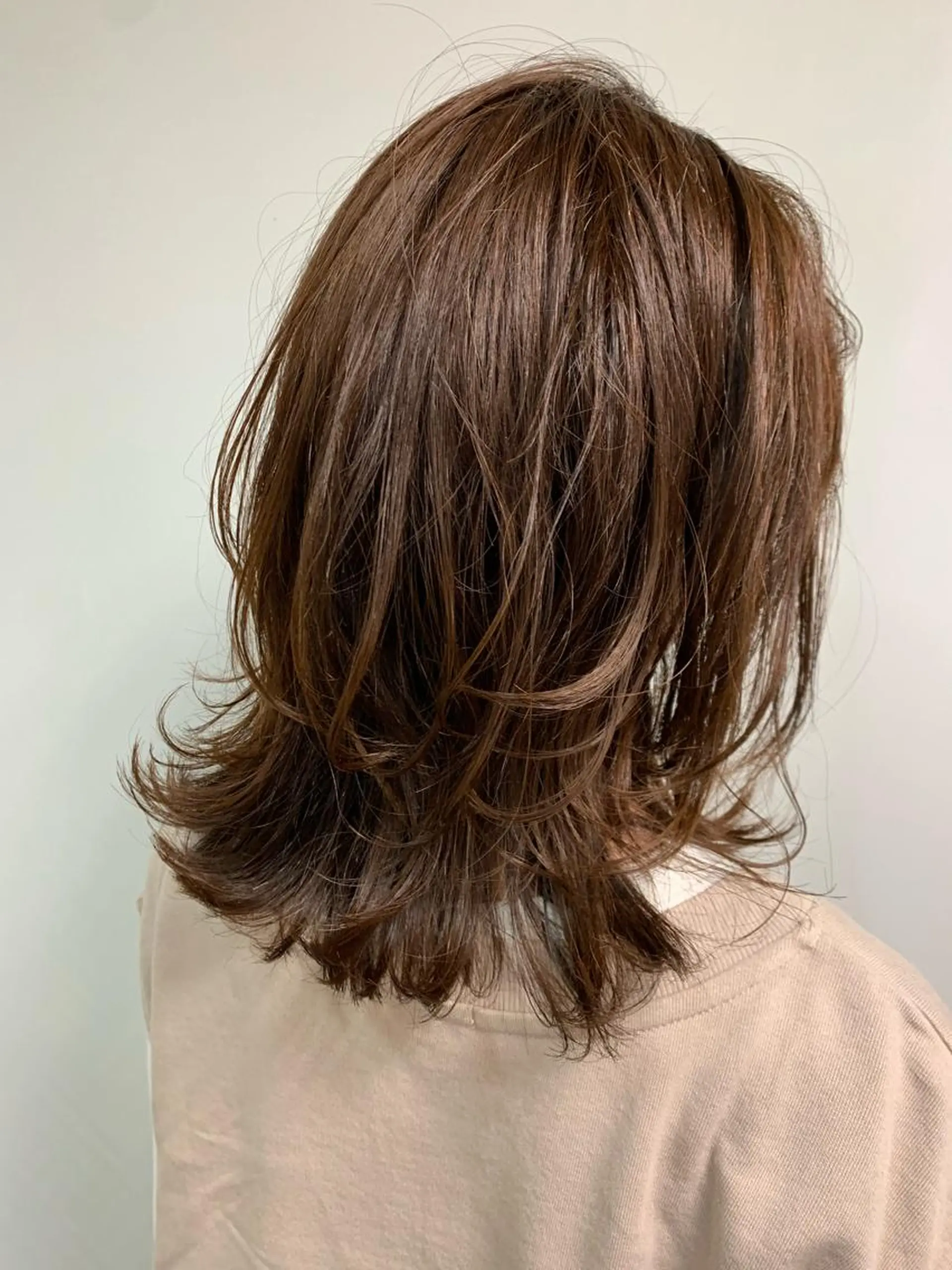 ミディアム ウスイマイコ カット/ケアカラーのヘアスタイル