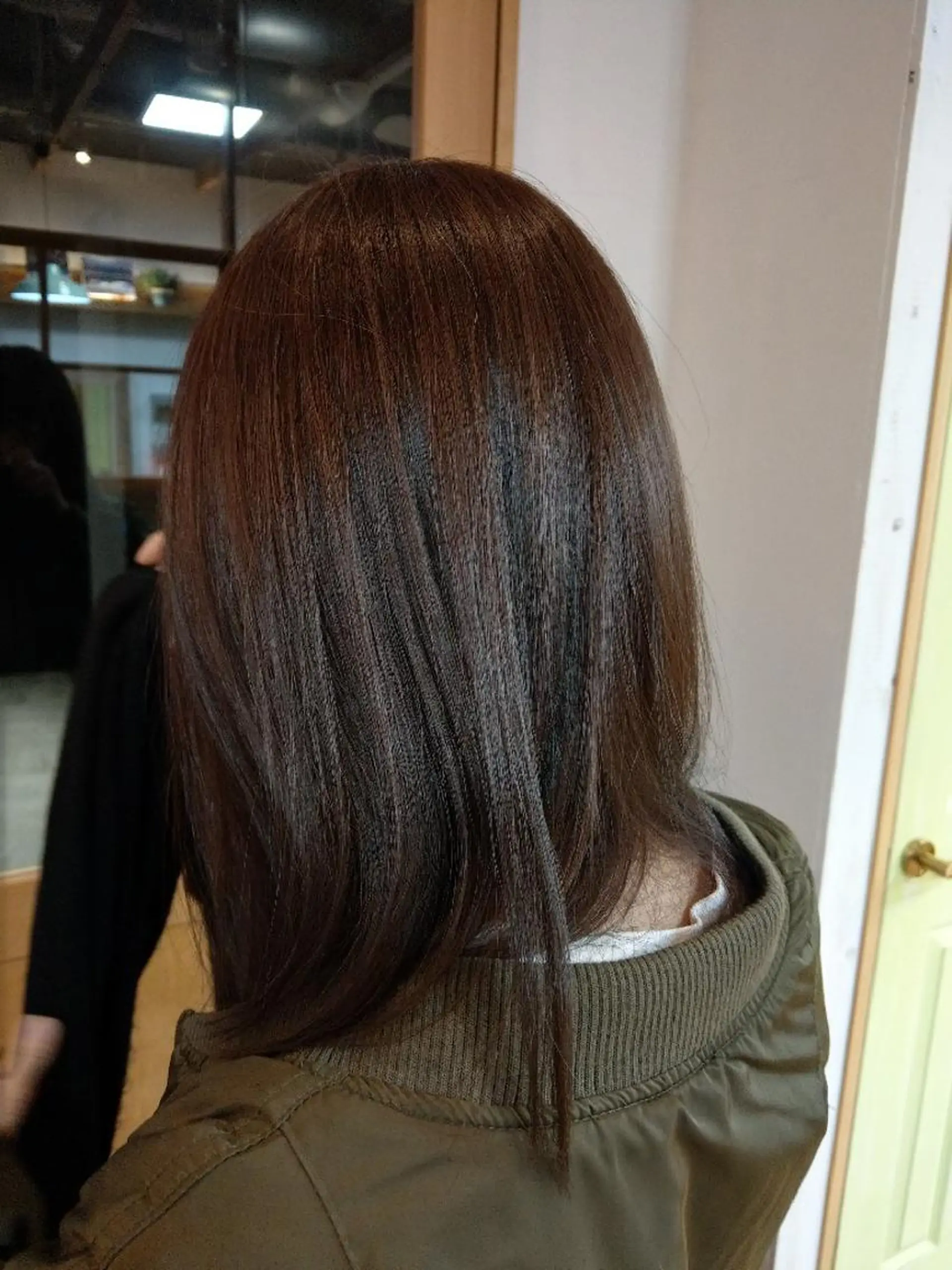 ミディアム アッシュ パープルカラー ヘアカラー little吉祥寺所属・店長　佐藤 祐輔のヘアスタイル