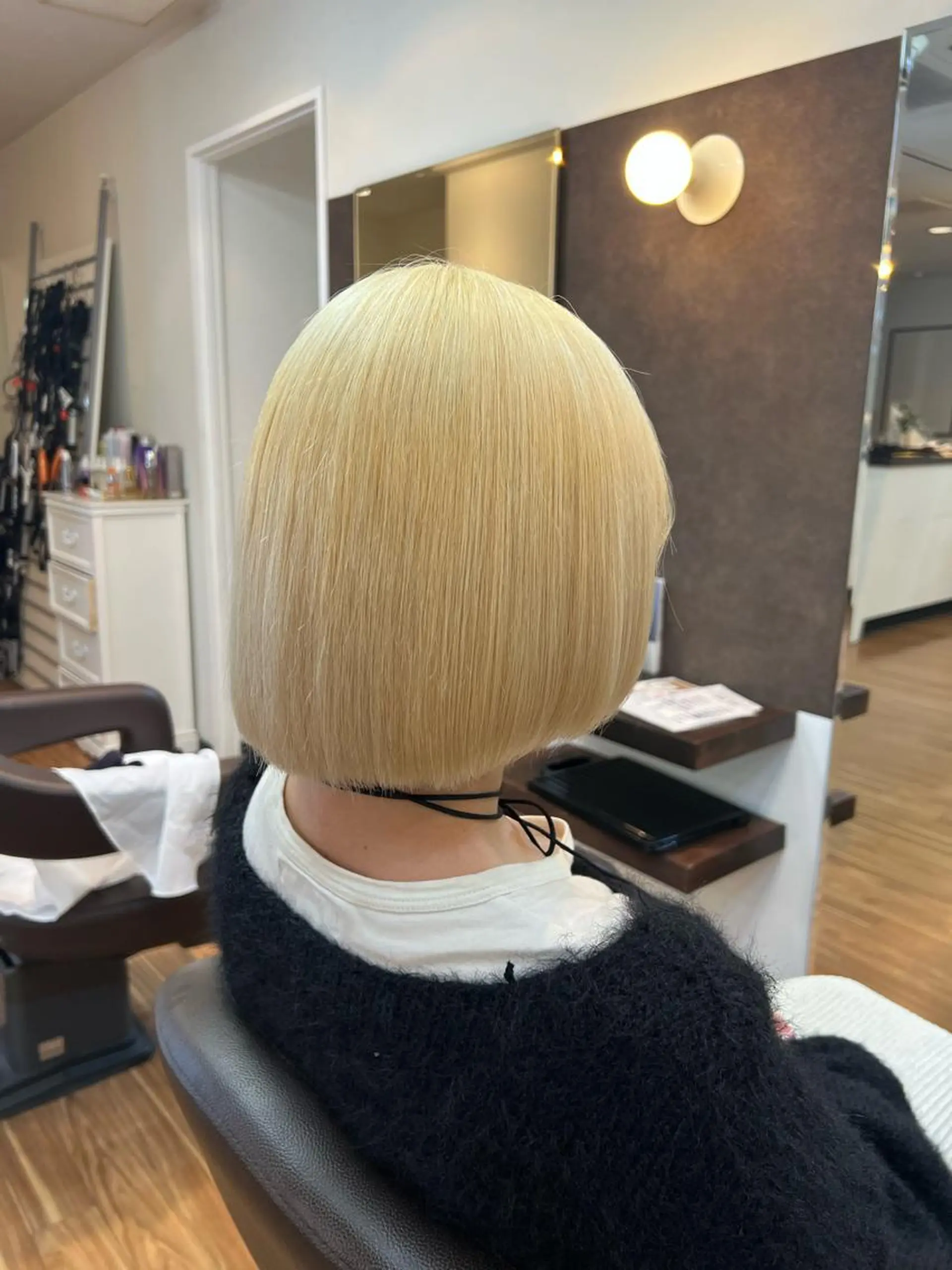 ショート カラー ブリーチ 抜きっぱなしブロンド アンククロス青山店所属・♡ RIRIAのマツエク・マツパデザイン