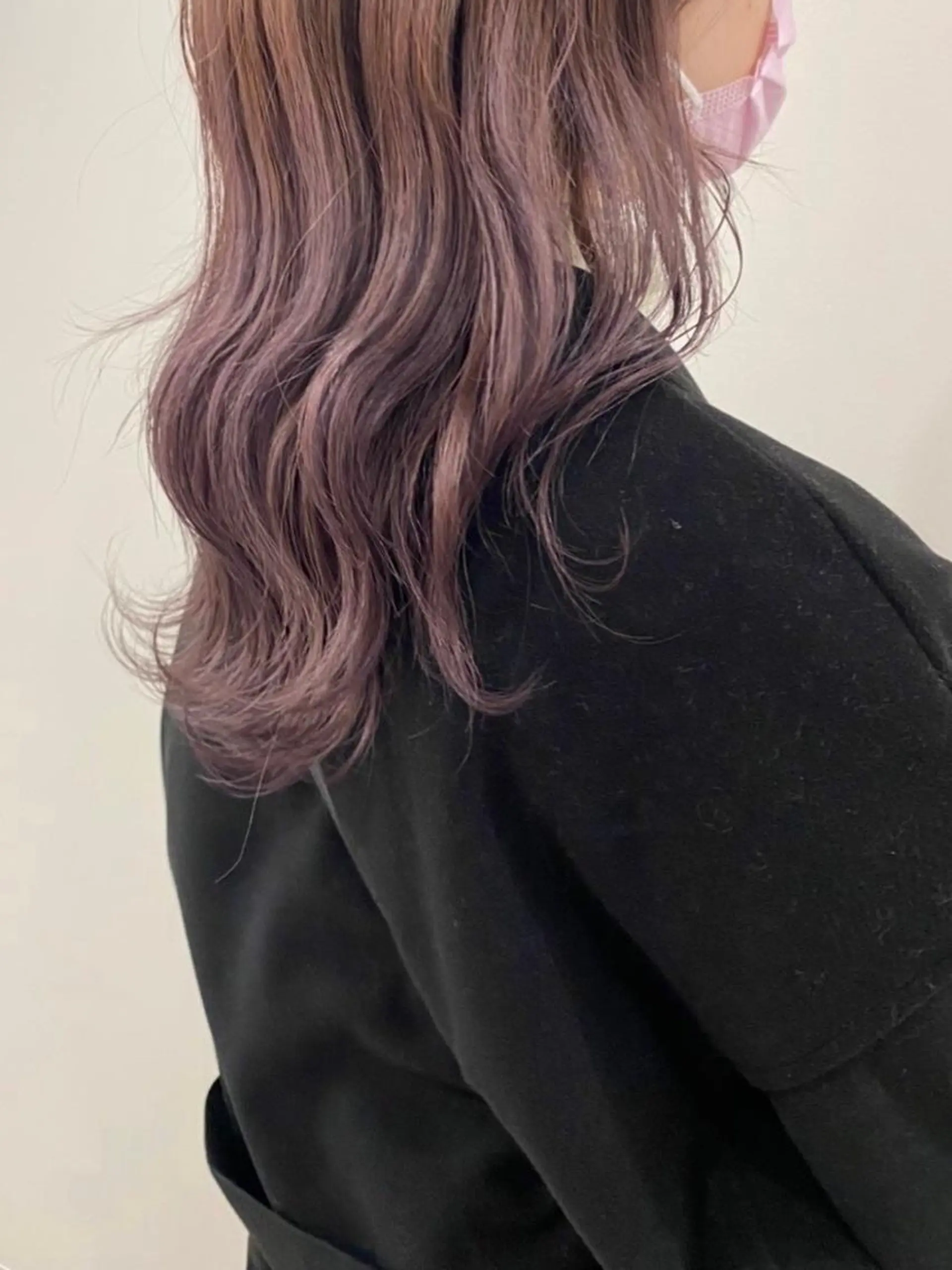 ロング カラー akane .のヘアスタイル