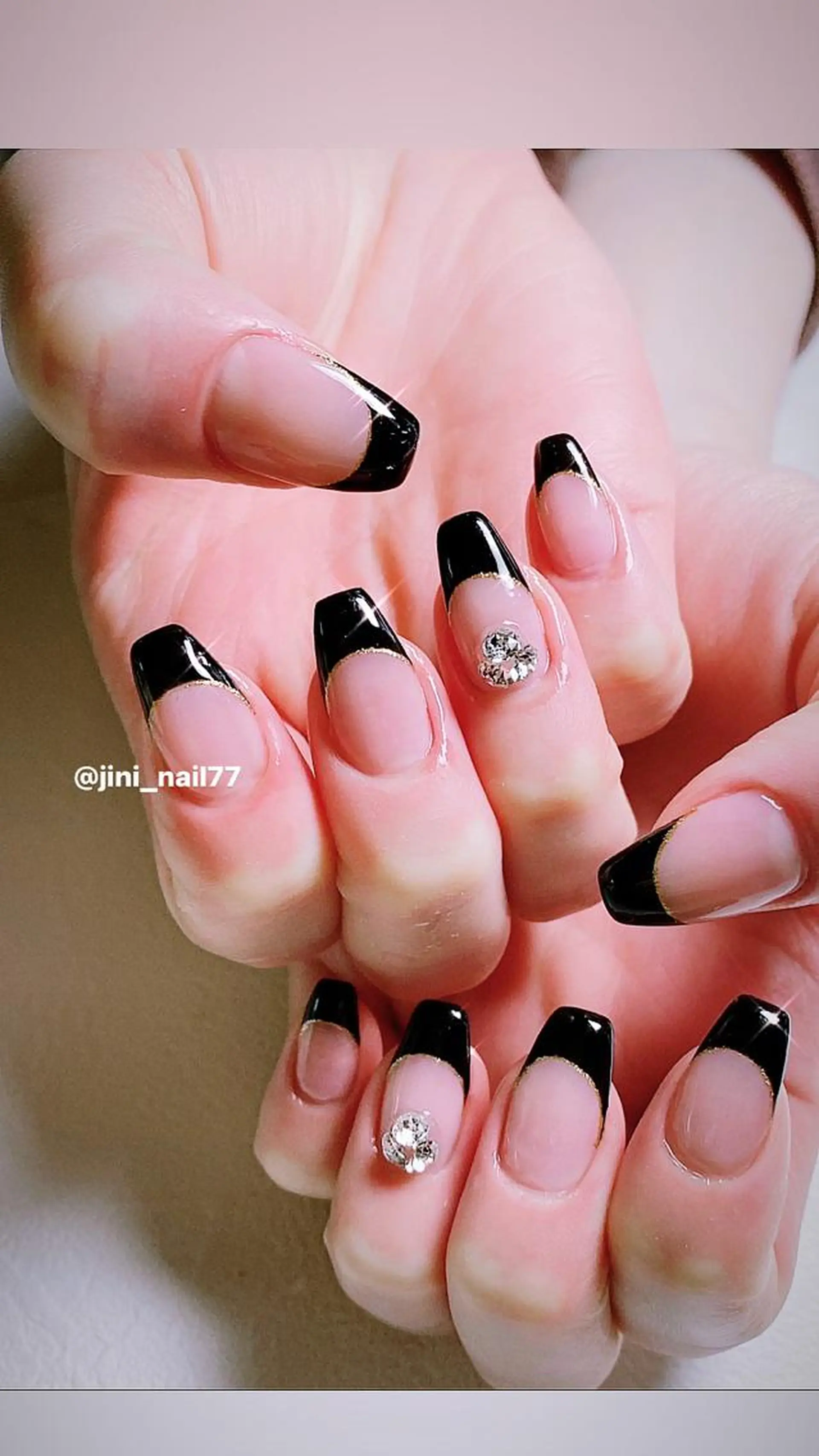 ネイル ハンドネイル JINI NAIL所属・ジニ ネイルのネイルデザイン