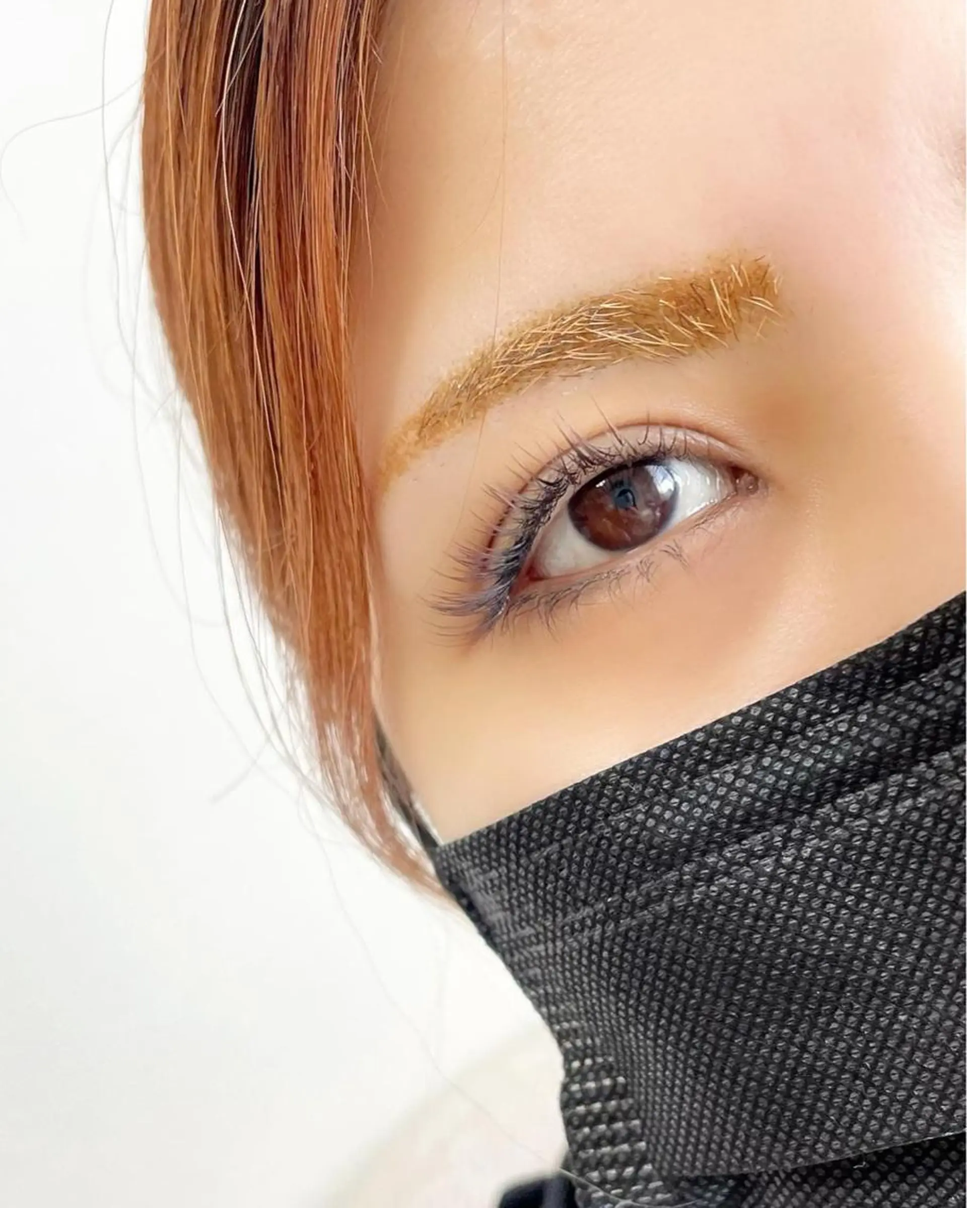 ヘアアレンジ マツエク・マツパ ベルアイラッシュ所属・eyelash. manaの眉毛・アイブロウイメージ