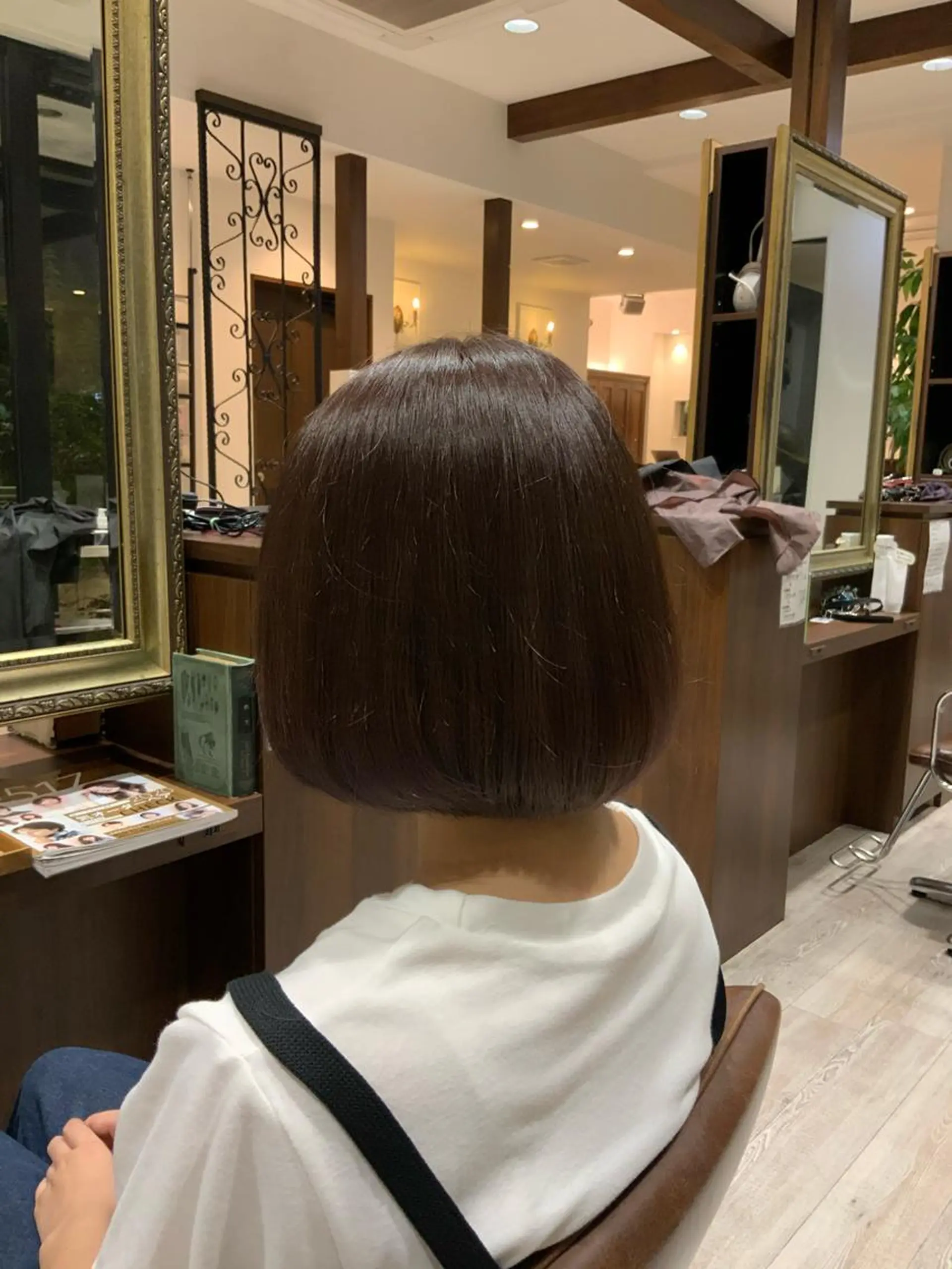 ショート カラー 🌿ストレート🌿 髪質改善☘️シュウヤのヘアスタイル