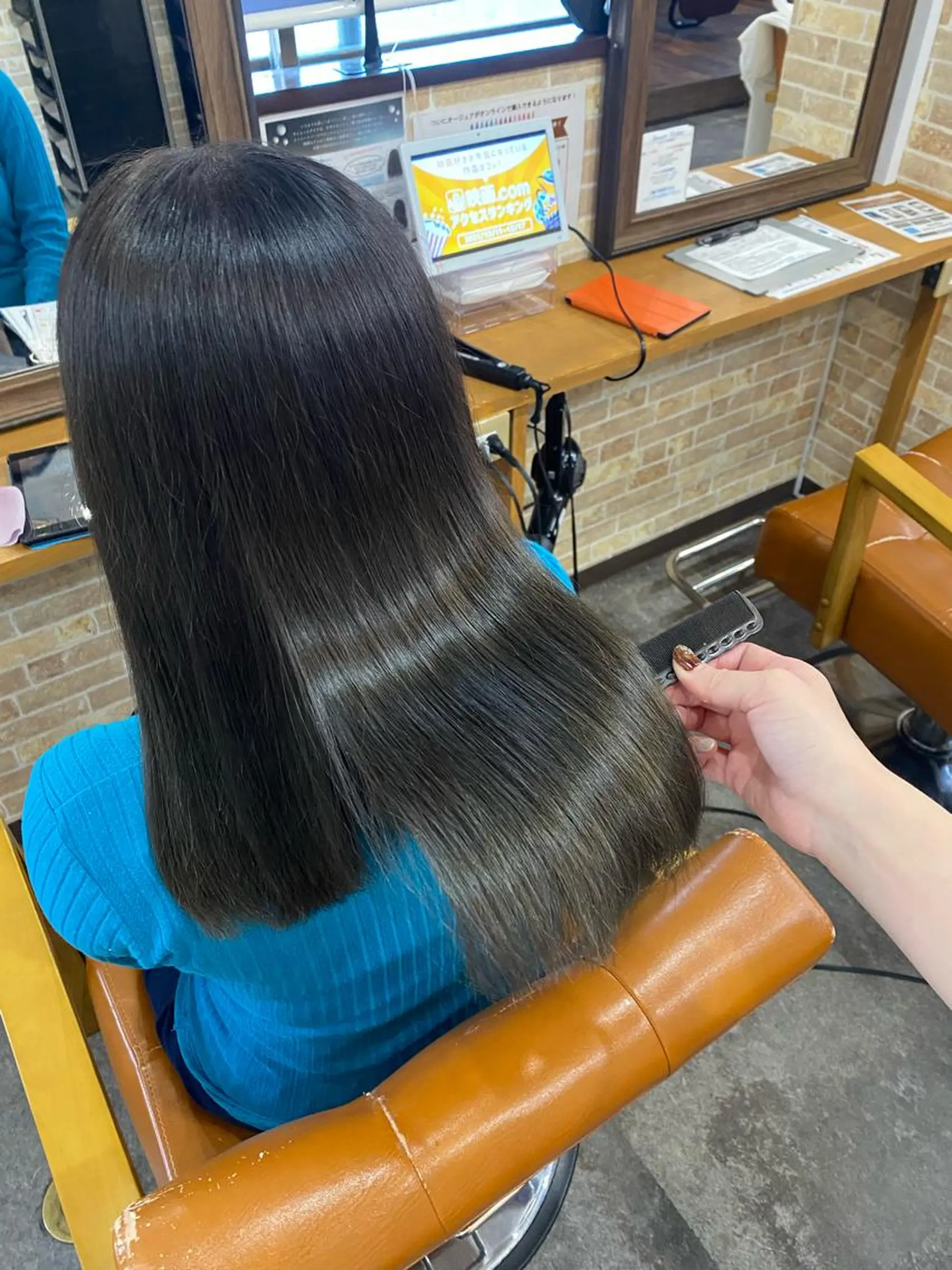 ミディアム 美髪ヘア 🤍erikaのヘアスタイル