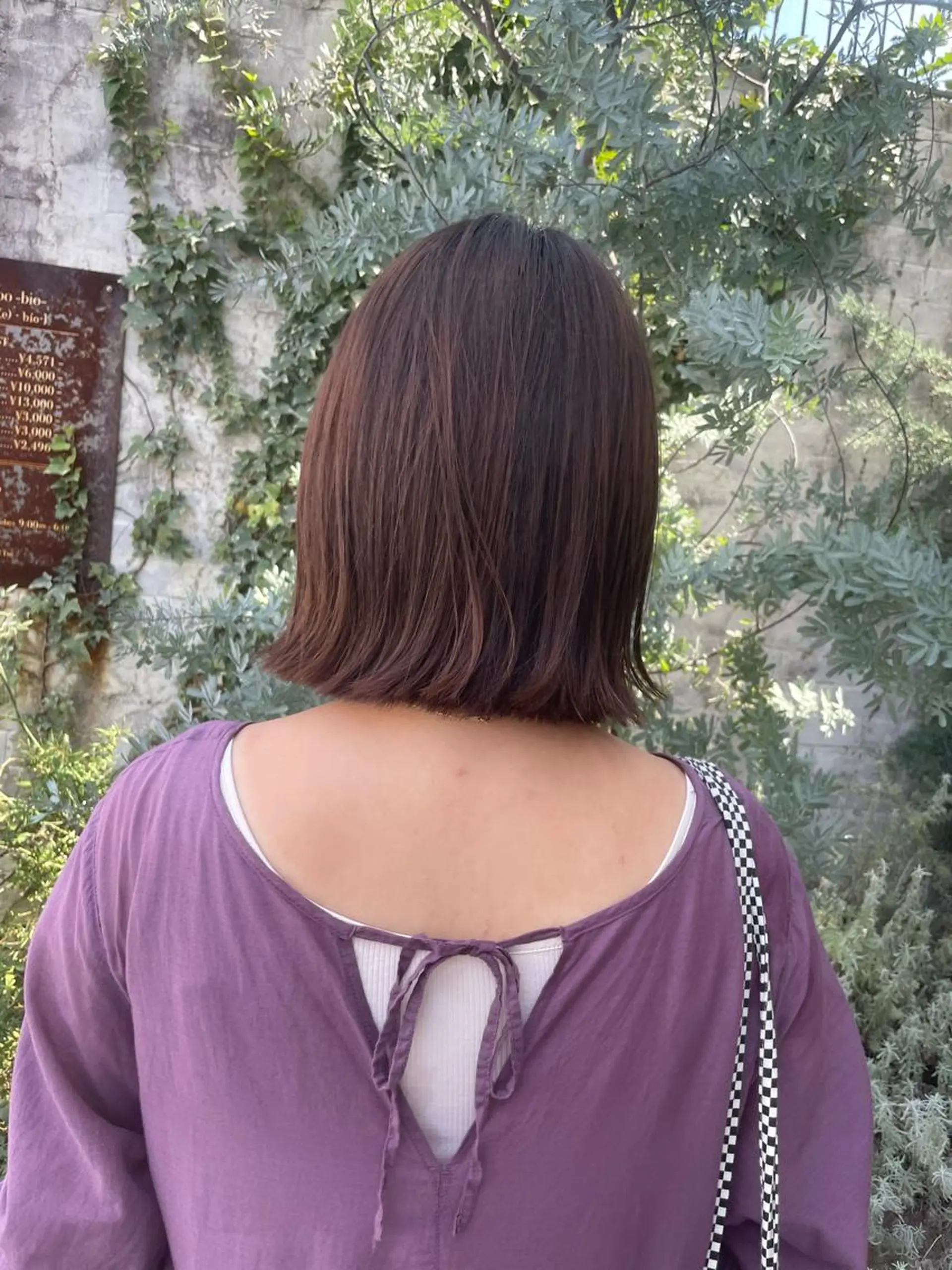 ショート ボブ 泊 紗羅のヘアスタイル