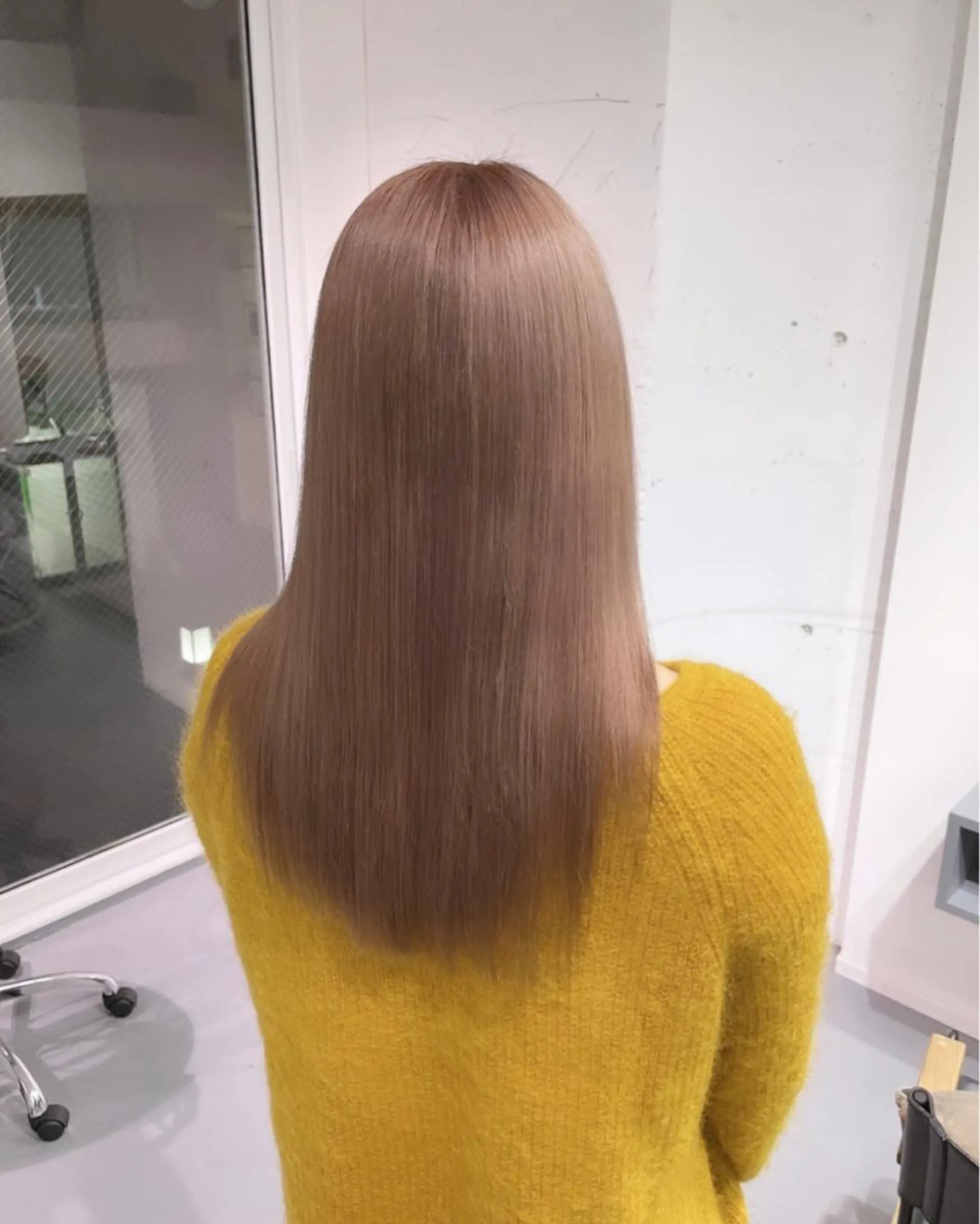 セミロング カラー ヘアカラー LEF TATEMACHI所属・西山祐生/ハイトーン /ケアブリーチ/艶髪のヘアスタイル