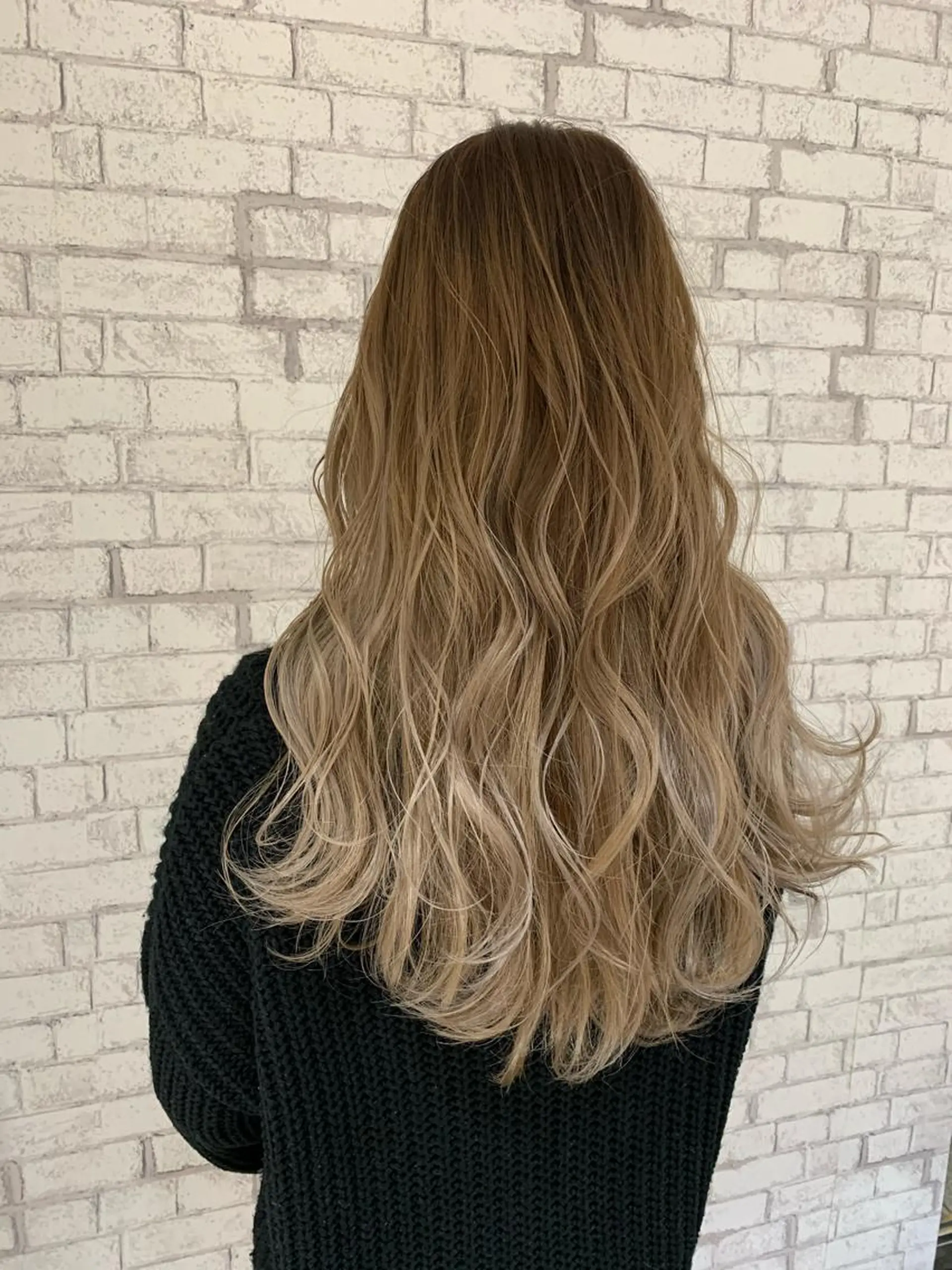 ロング カラー ✂️小顔カット✂️ 山本有紀のヘアスタイル