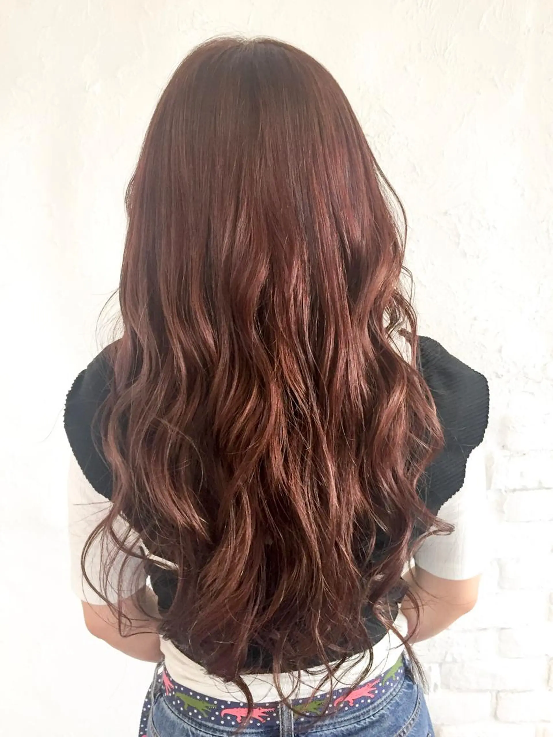 ロング カラー ブラウンカラー 伊藤 優希のヘアスタイル