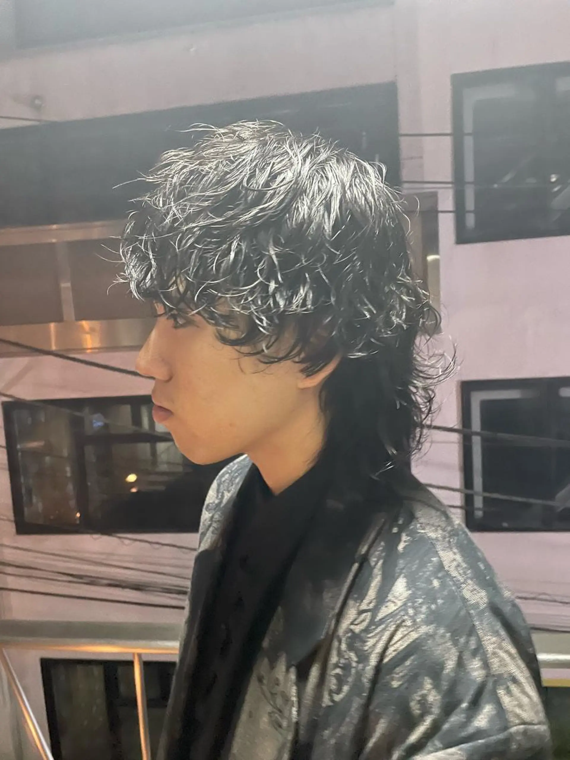 ミディアム ミディアムパーマ ウルフカット yelm所属・🫒オリーブカラー ミディアムレイヤー✨のヘアスタイル