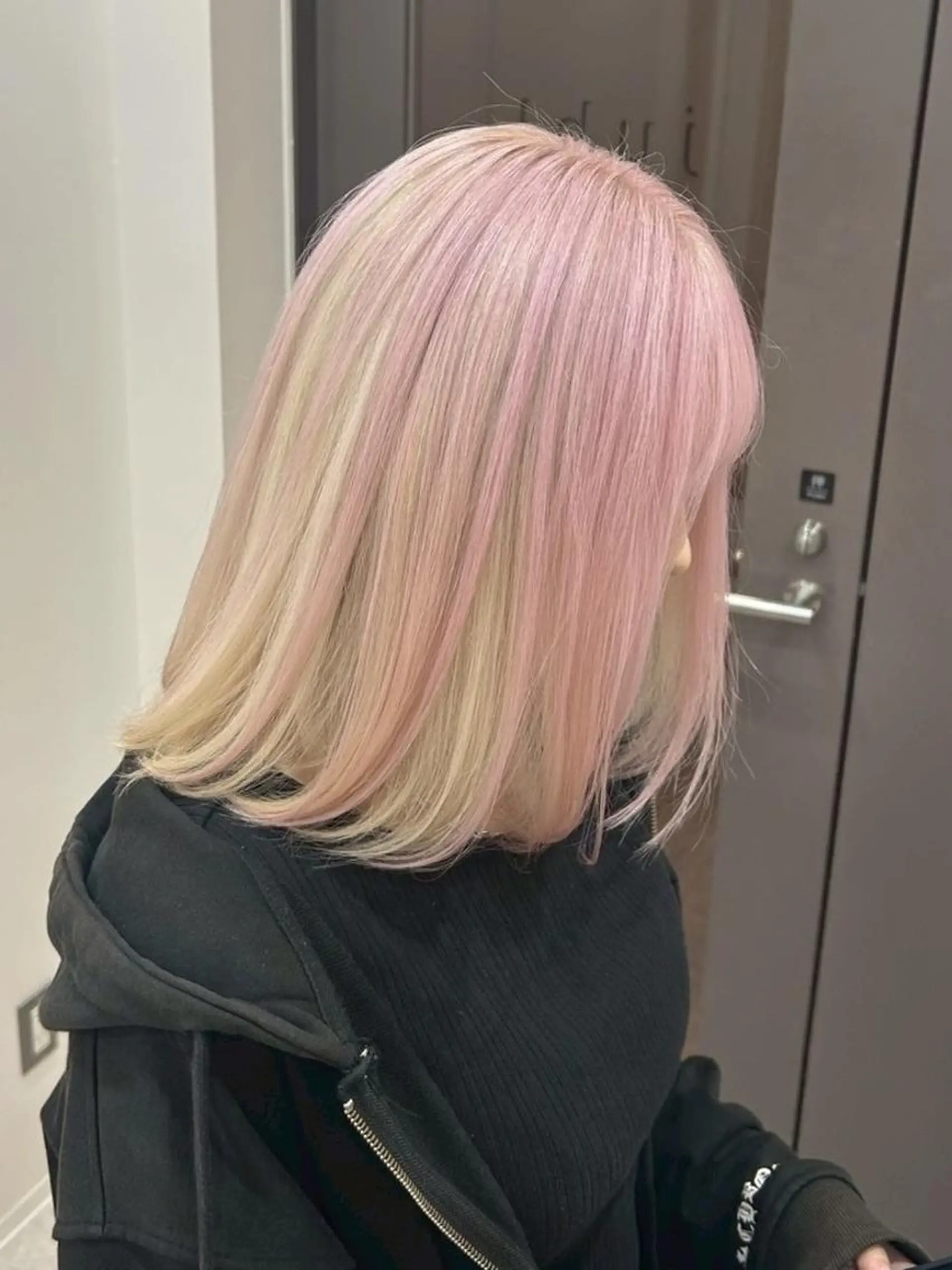 ミディアム カラー ブリーチ ダブルカラー ヘアカラー トリートメント ✨【公式】 juhl.横浜✨のヘアスタイル