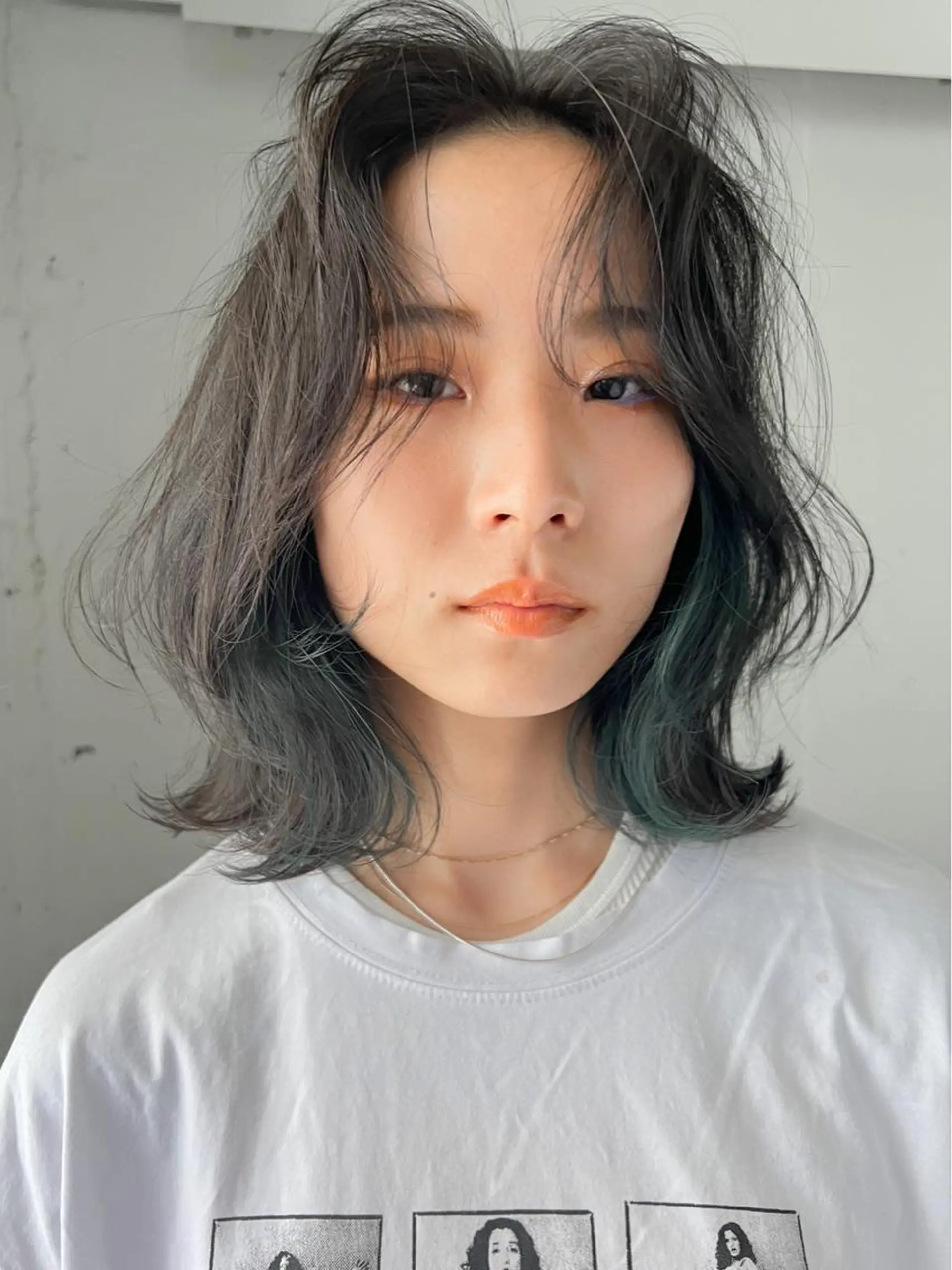 ミディアム 仙田 遥のヘアスタイル