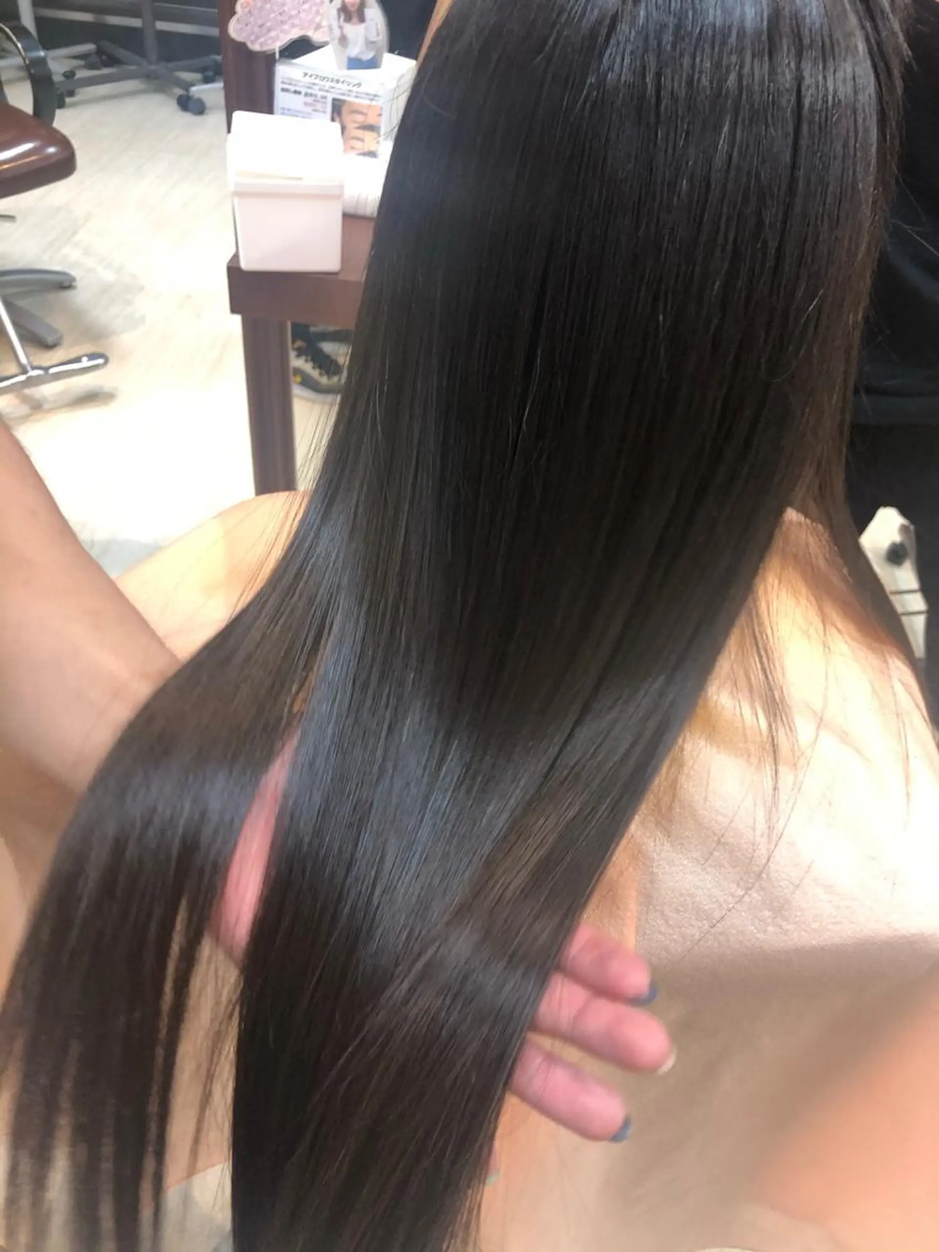 セミロング le. pidorgeのヘアスタイル