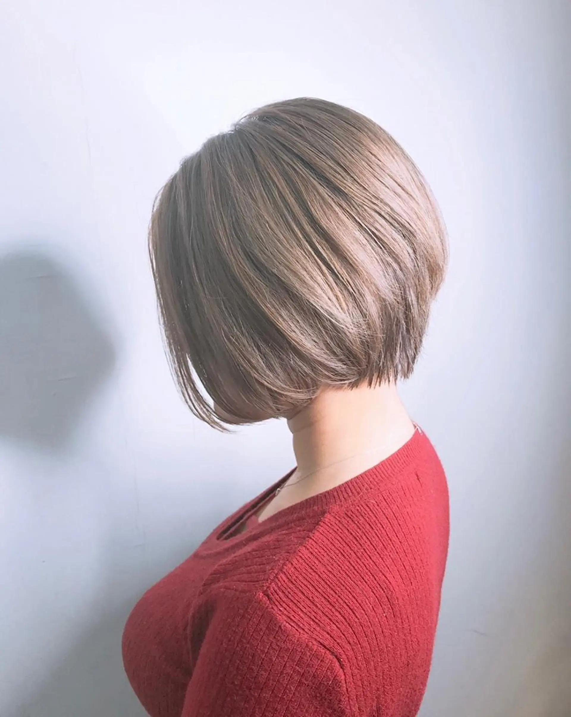 ショート カラー ブリーチ ハイトーンカラー ショートヘア minami /髪質改善のヘアスタイル