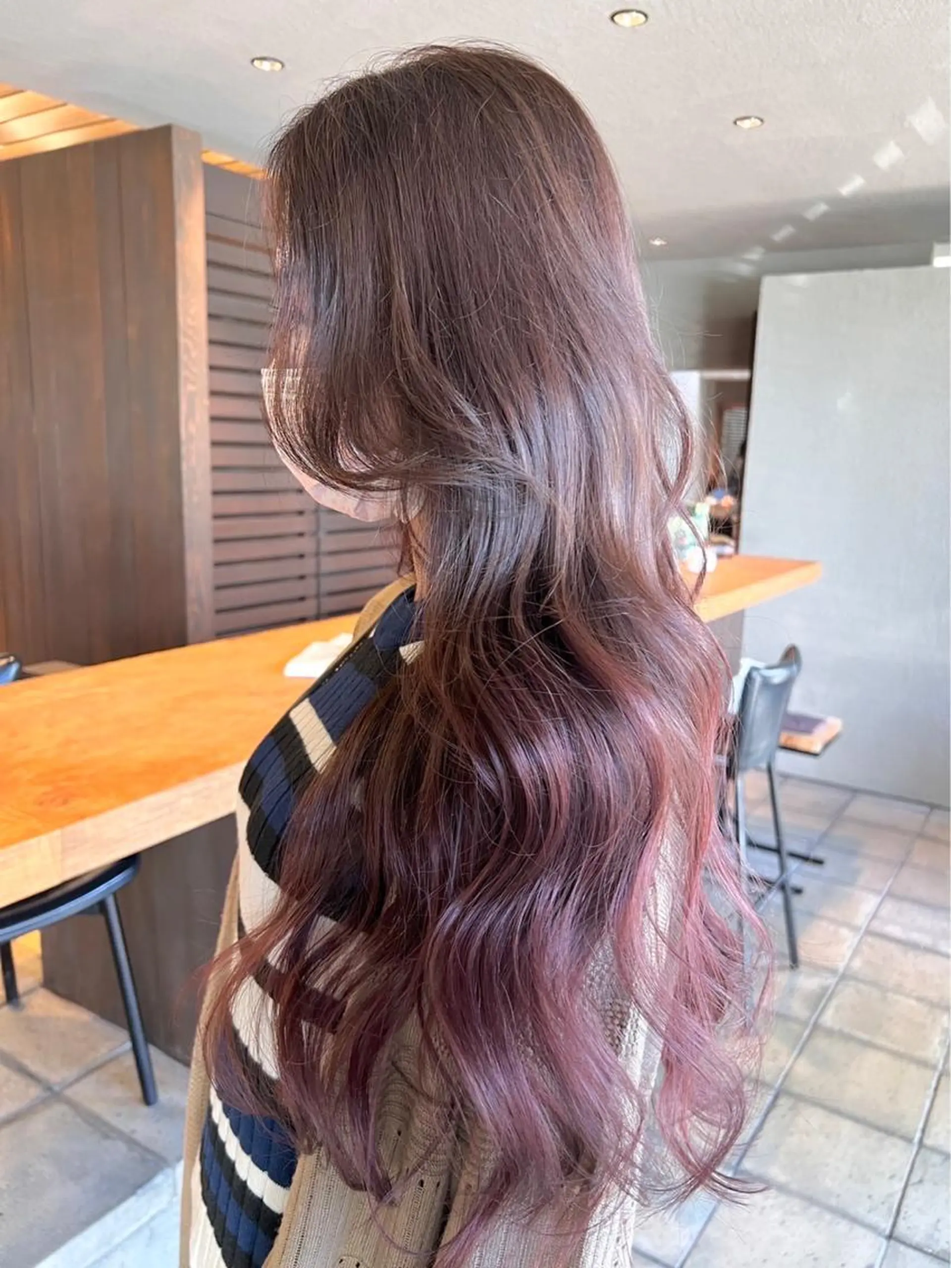 カラー ピンクカラー 小嶋 真滋のヘアスタイル