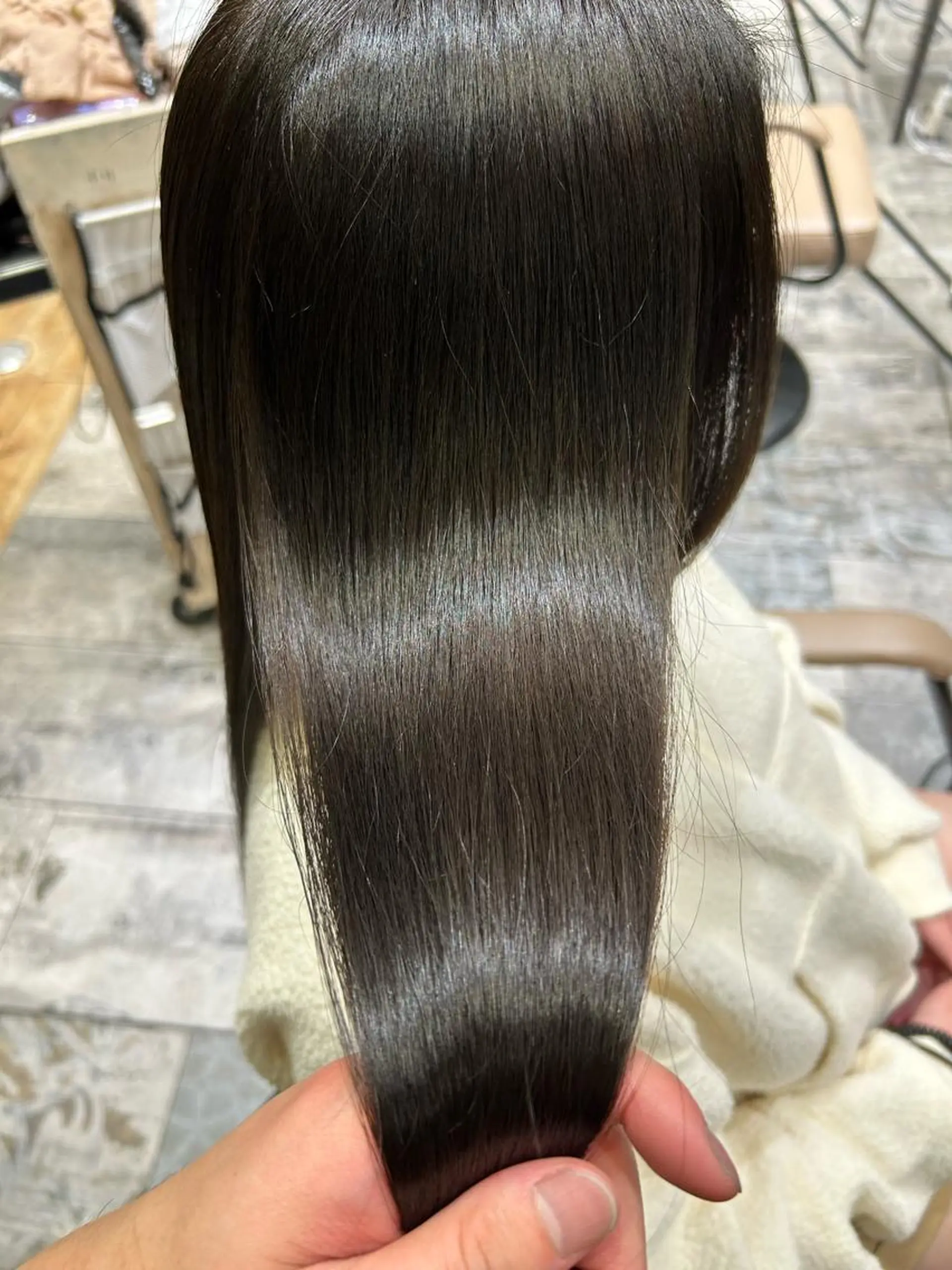 ロング カラー パーマ バレイヤージュ ブリーチ ケアブリーチ ダブルカラー ハイライトカラー カット ヘアカラー 縮毛矯正 トリートメント 新宿✨顔周りカット 韓国ヘア/坂本亜裟海のヘアスタイル