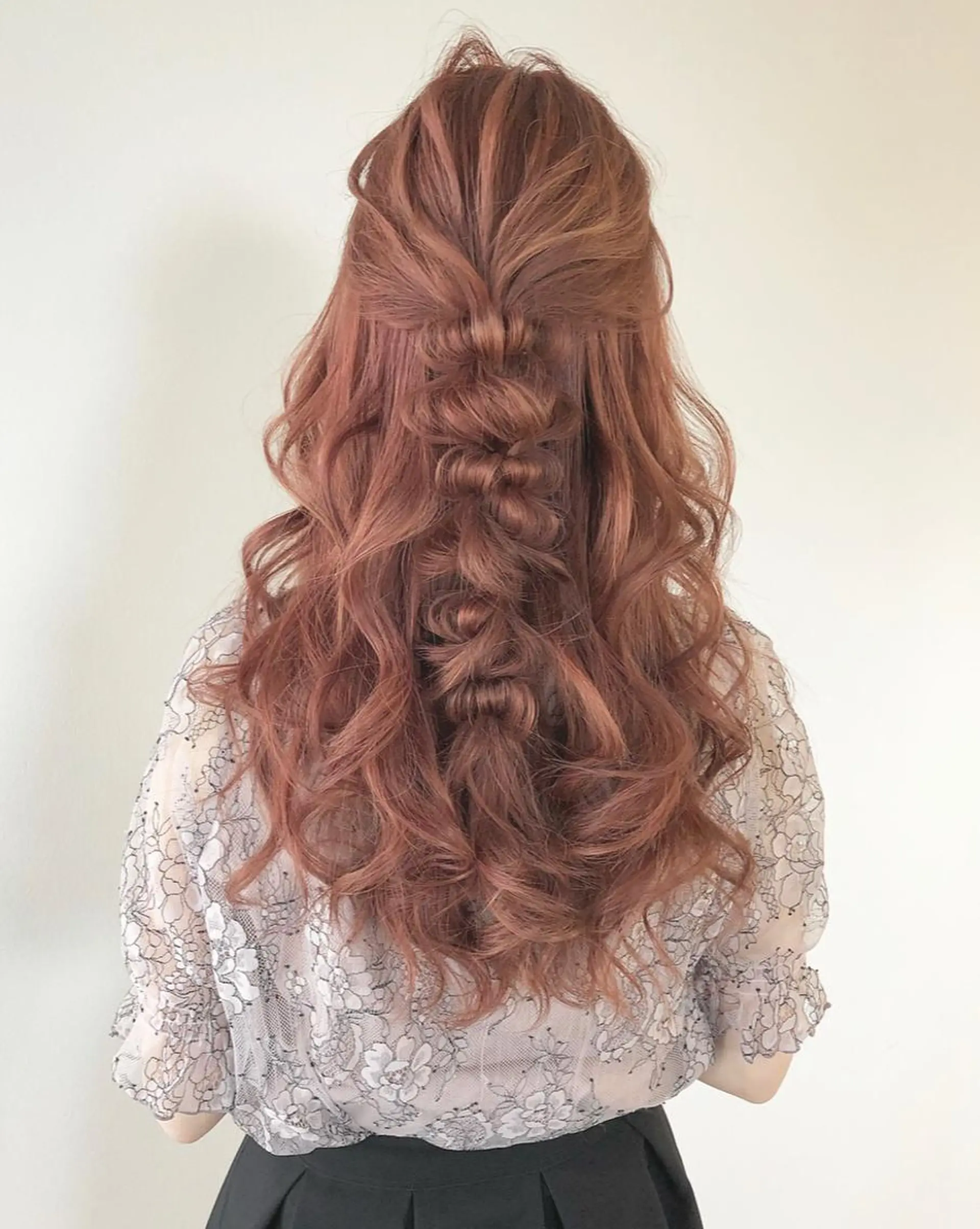 ロング カラー ヘアアレンジ ハーフアップ ヘアカラー トリートメント autre所属・大久保 ひでなりのヘアスタイル