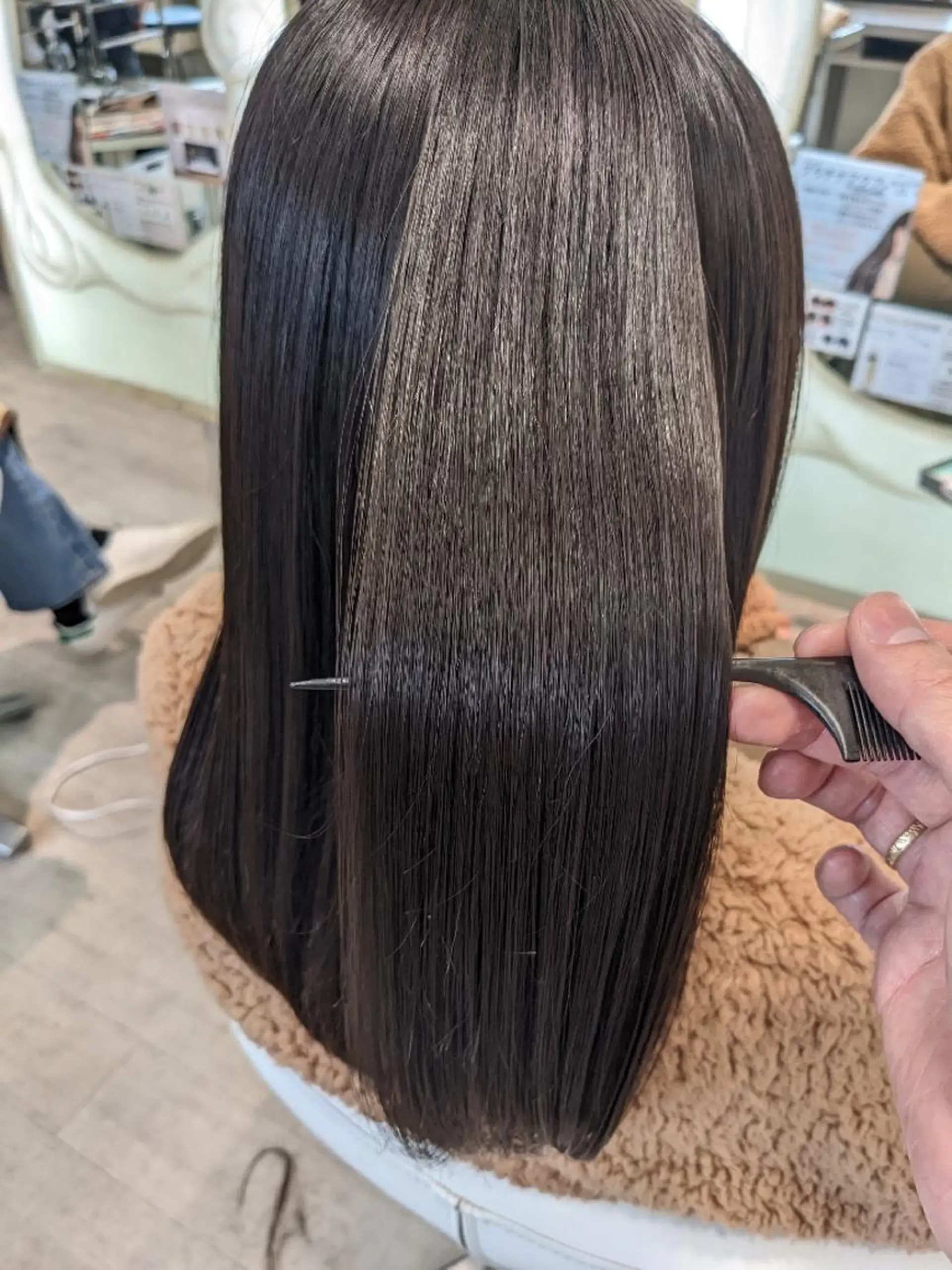 ミディアム カット 小川 健治✨のヘアスタイル