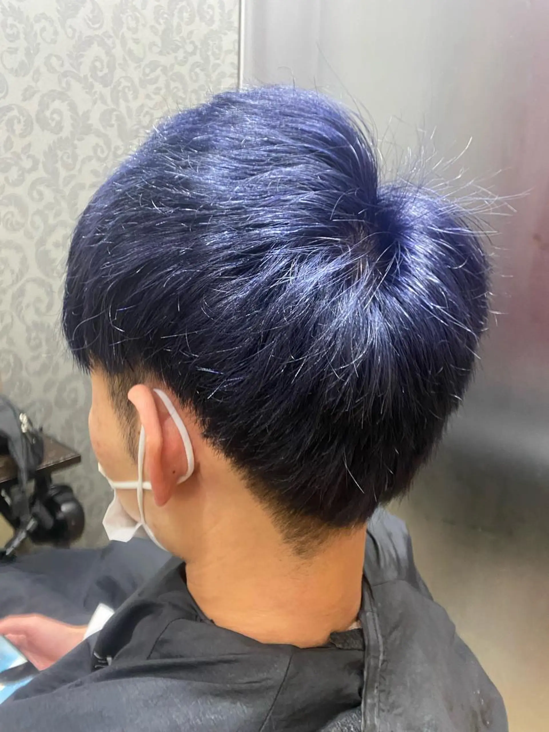 ショート カラー メンズ ブルーカラー ブルーバイオレット バイオレットカラー 萩原 あんのヘアスタイル