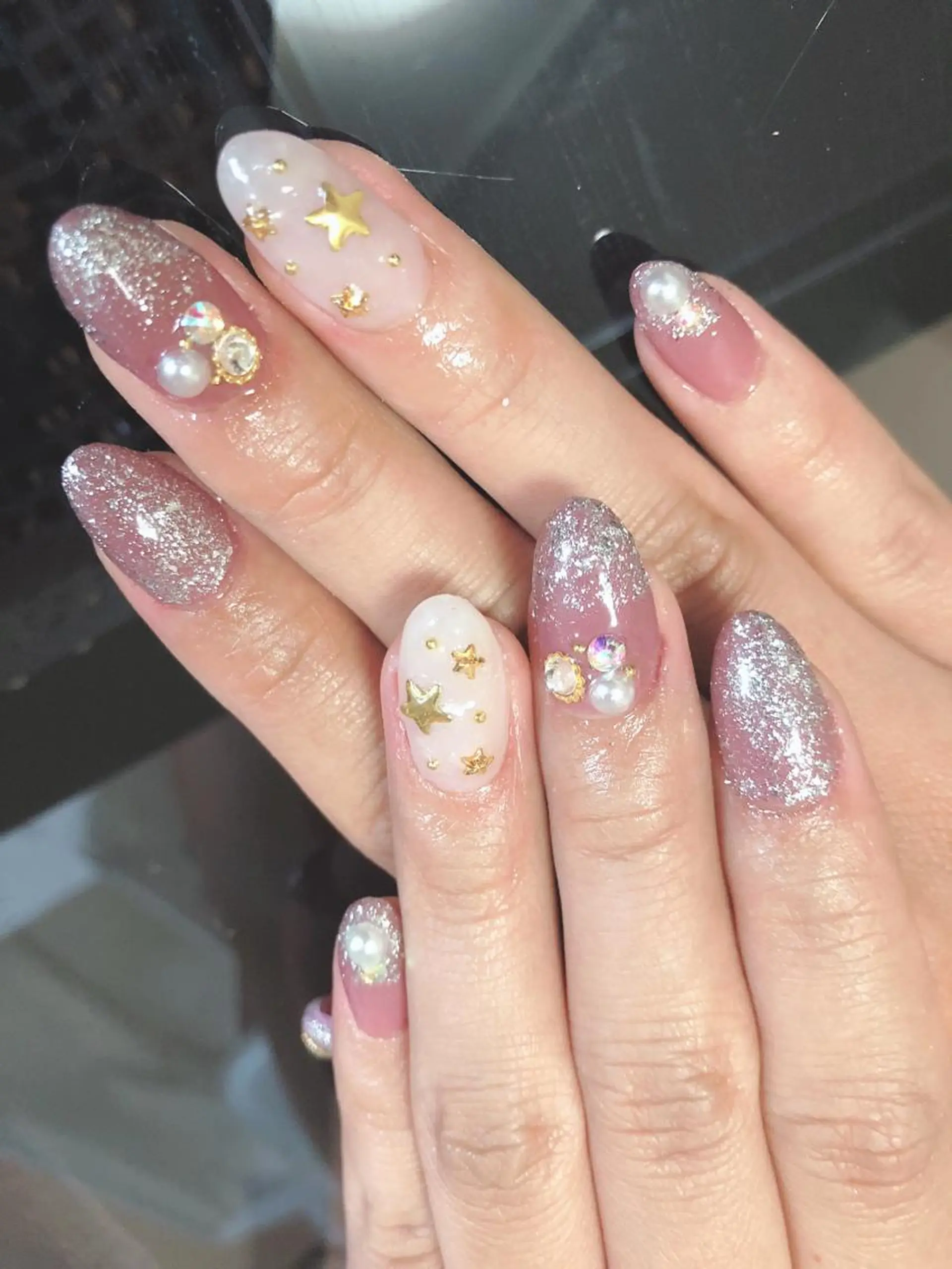 ネイル ハンドネイル 荒井 海輝のネイルデザイン