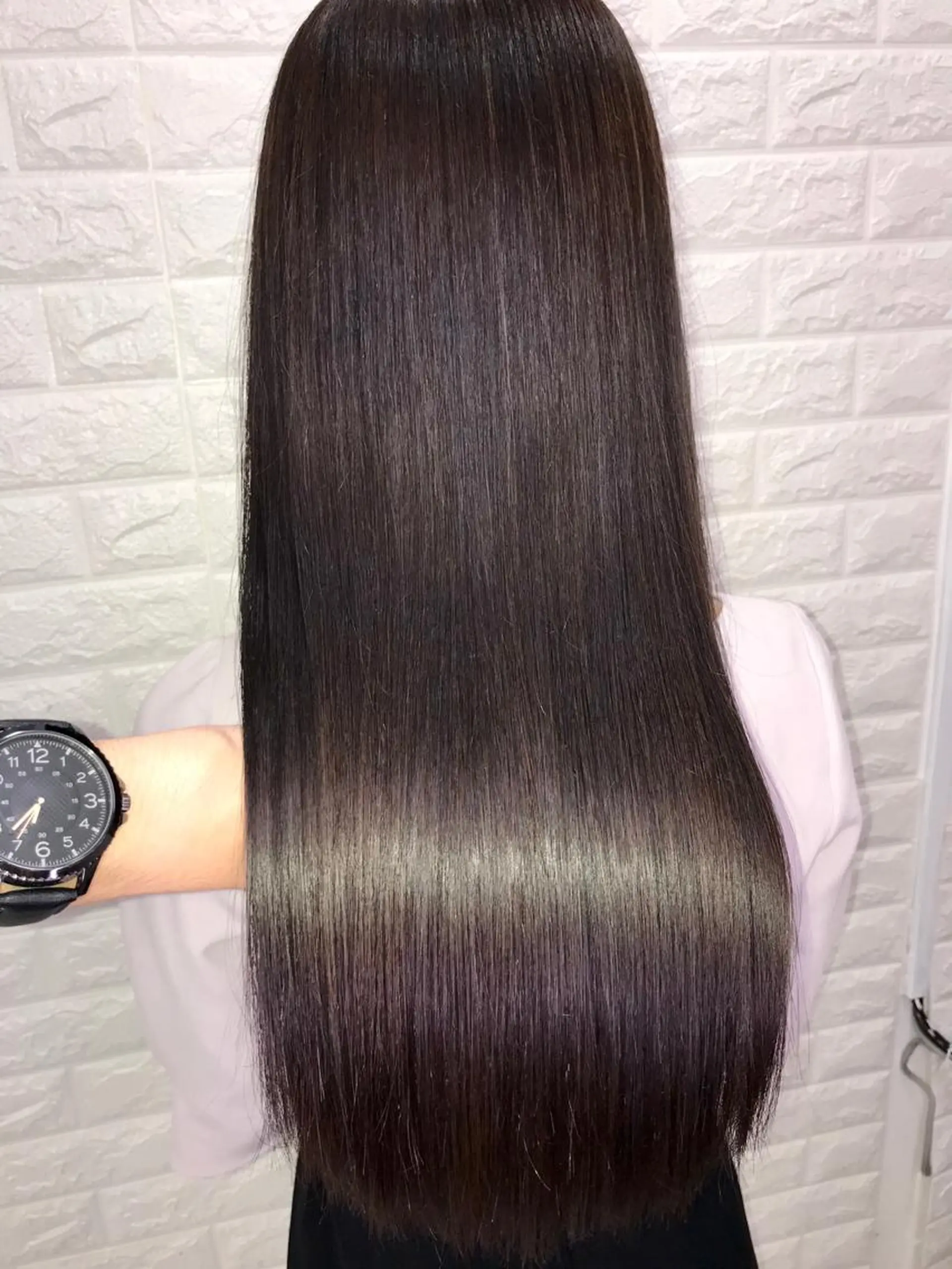 ロング 20代半ば上質なへア ケア 髪質改善 大西のヘアスタイル