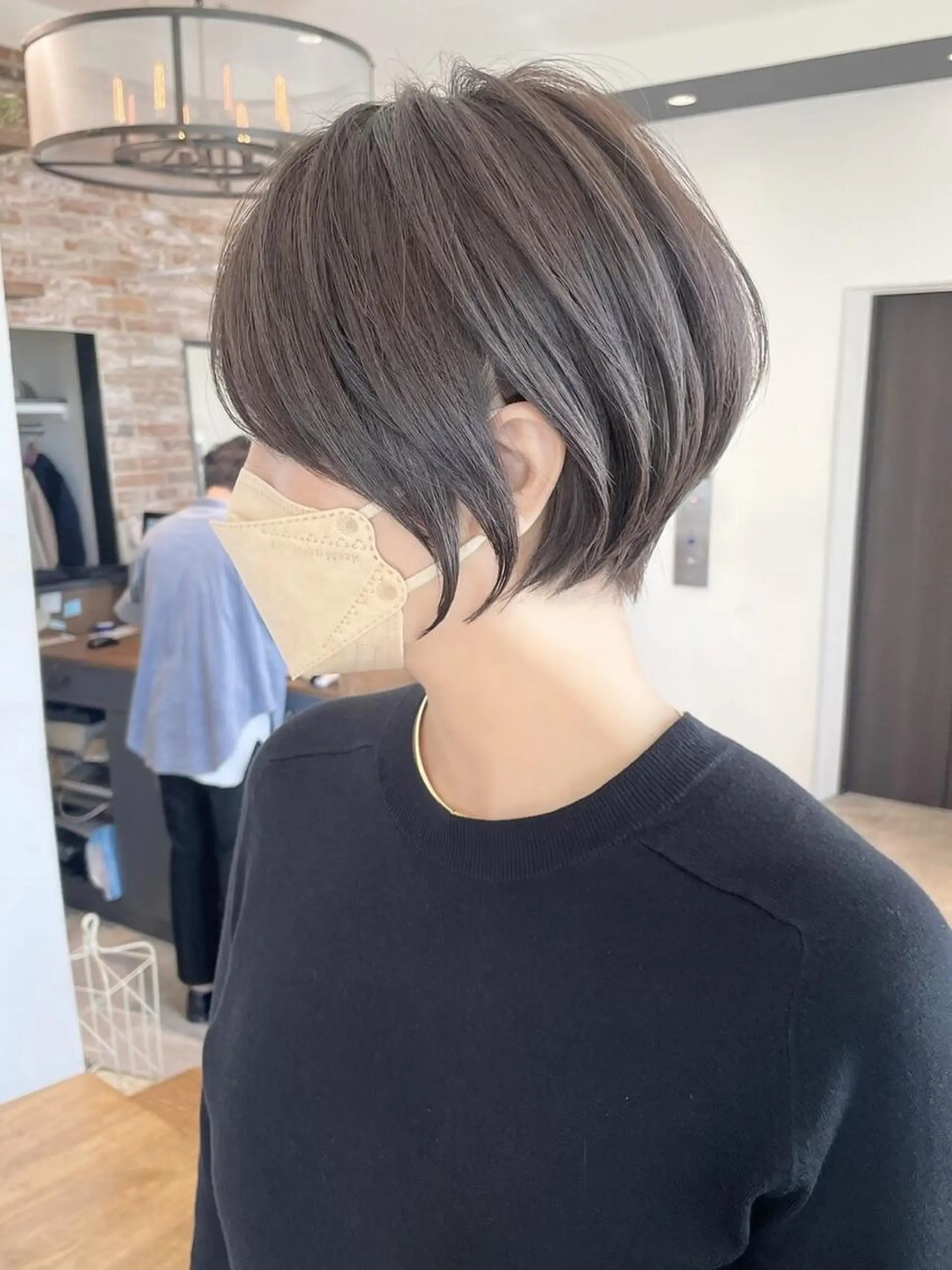 ショート カット &STORIES所属・襟足でお悩みの方✂︎ くびれ職人ハシモトのヘアスタイル