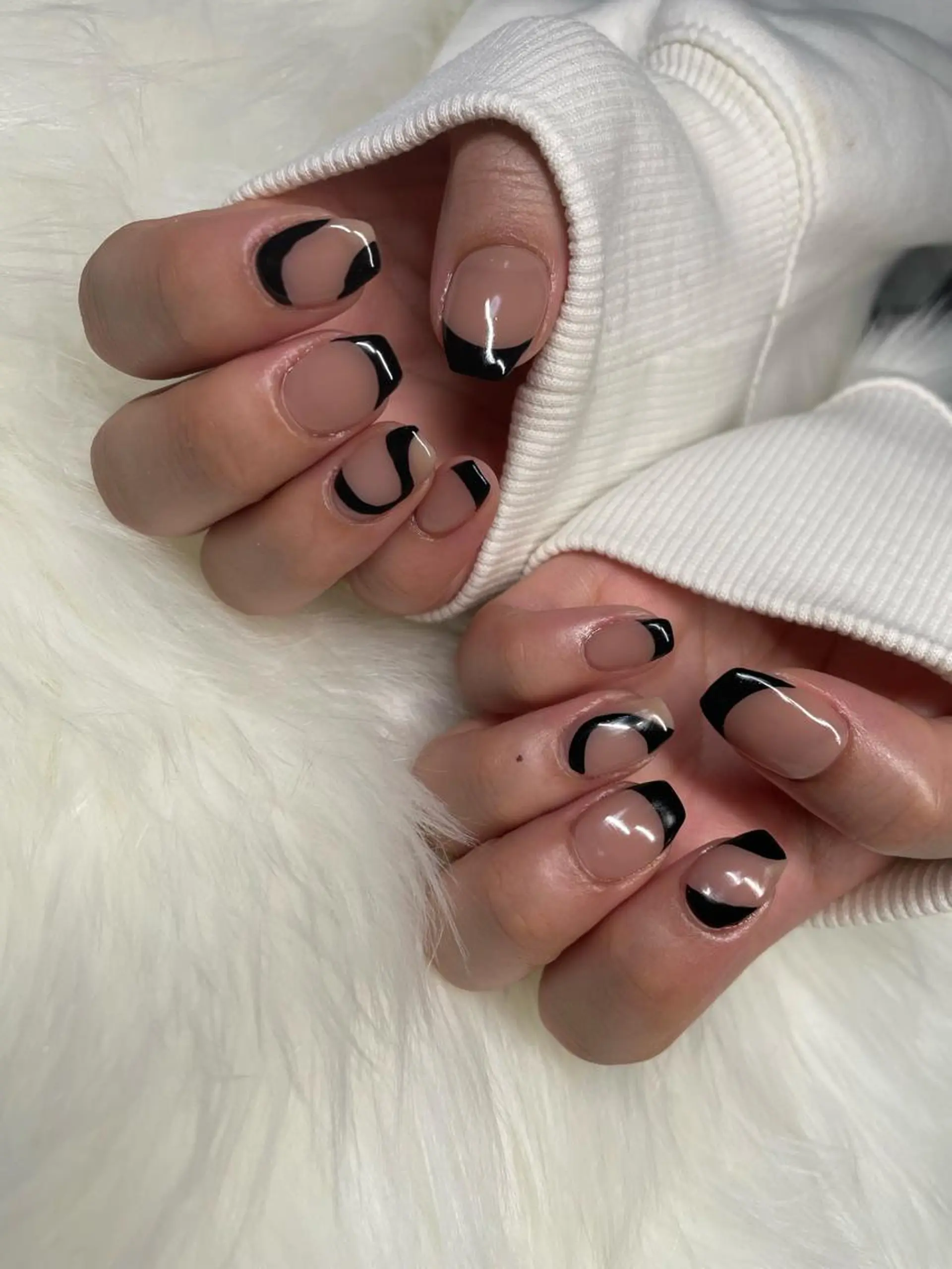 ロング カラー ヘアアレンジ キッズ ネイル マツエク・マツパ アイブロウ 福田 加奈のネイルデザイン