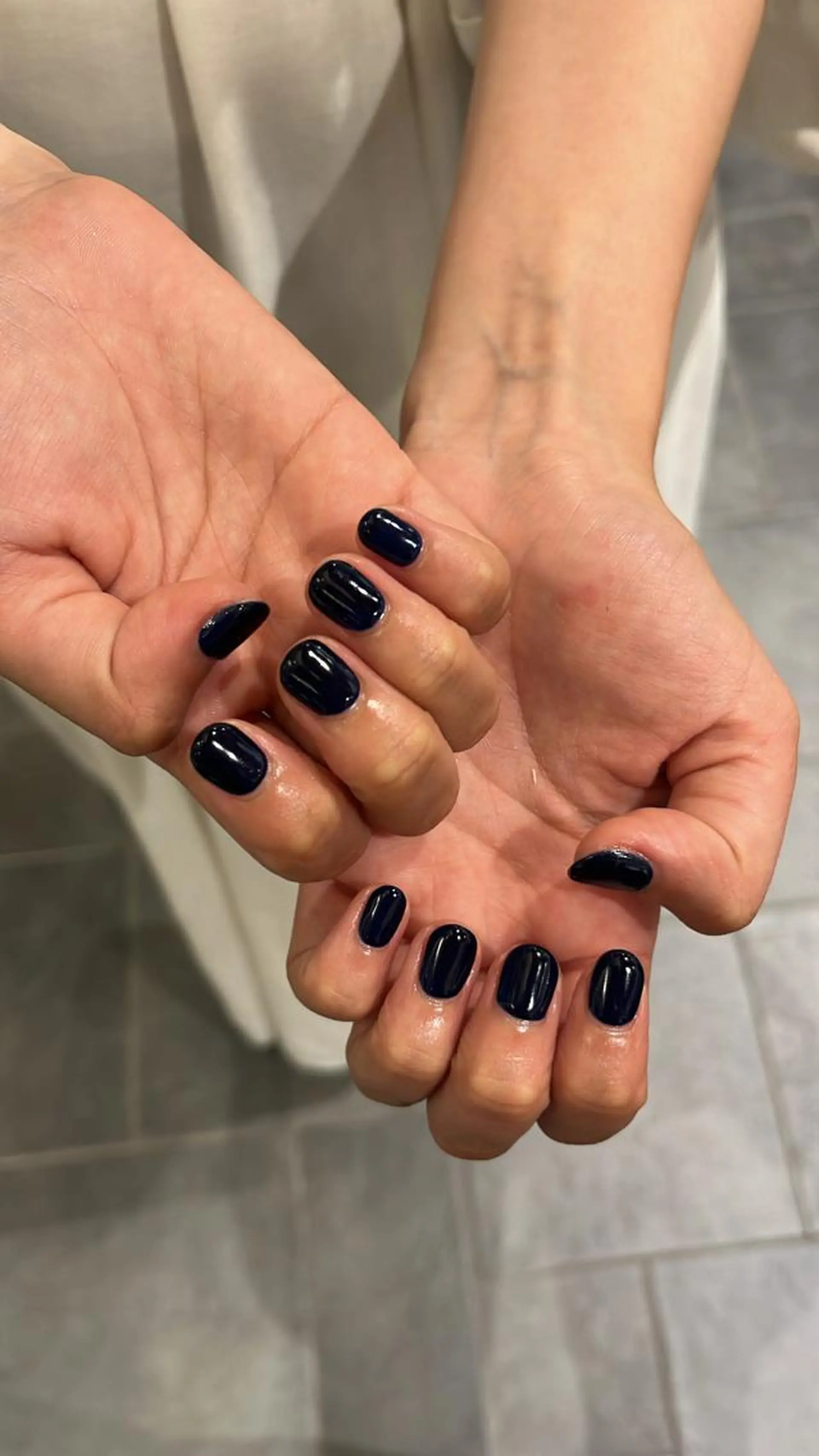 ネイル ハンドネイル 鈴木 里奈のネイルデザイン