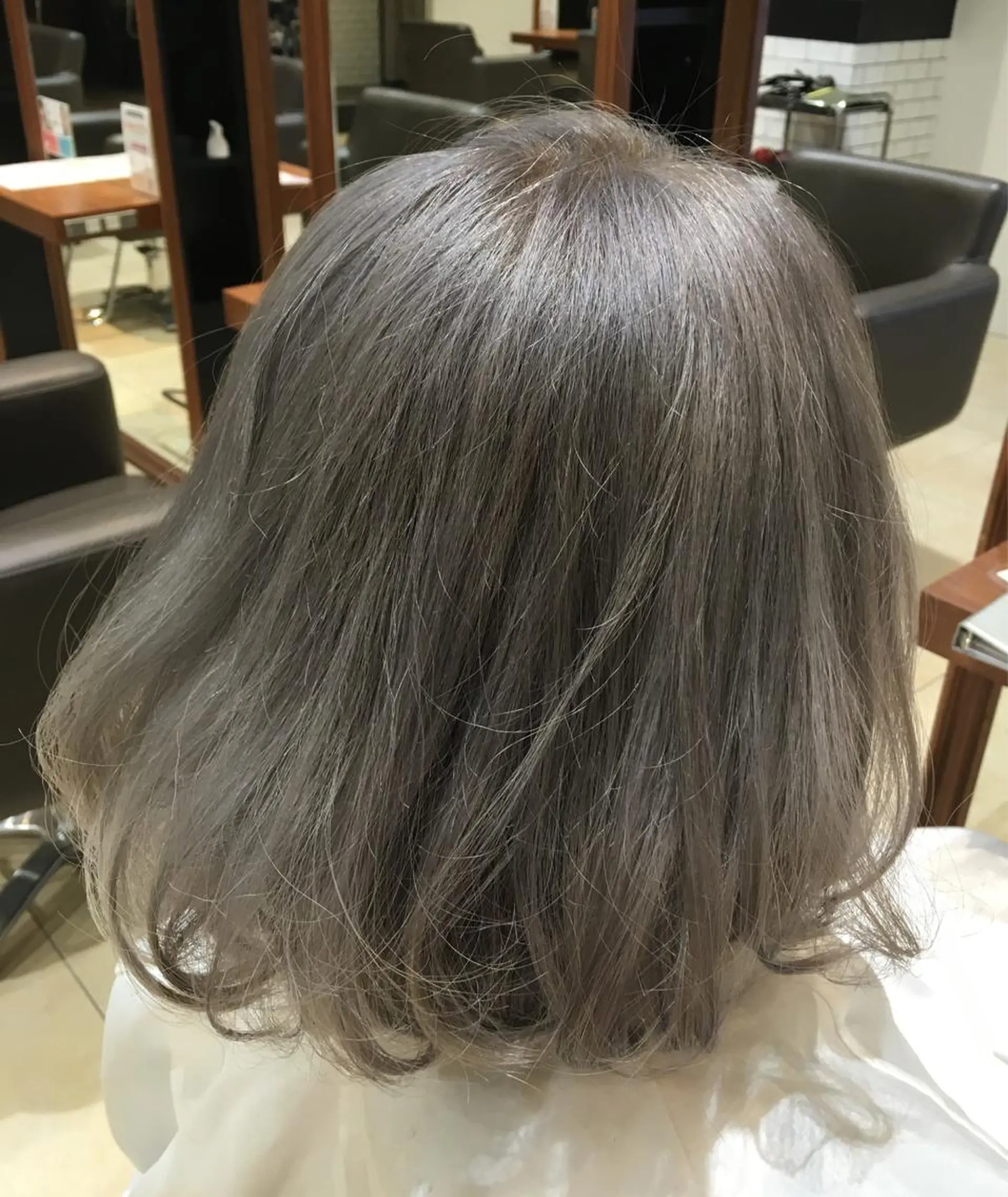 ショート Rubik's江坂 ルービックえさかのヘアスタイル