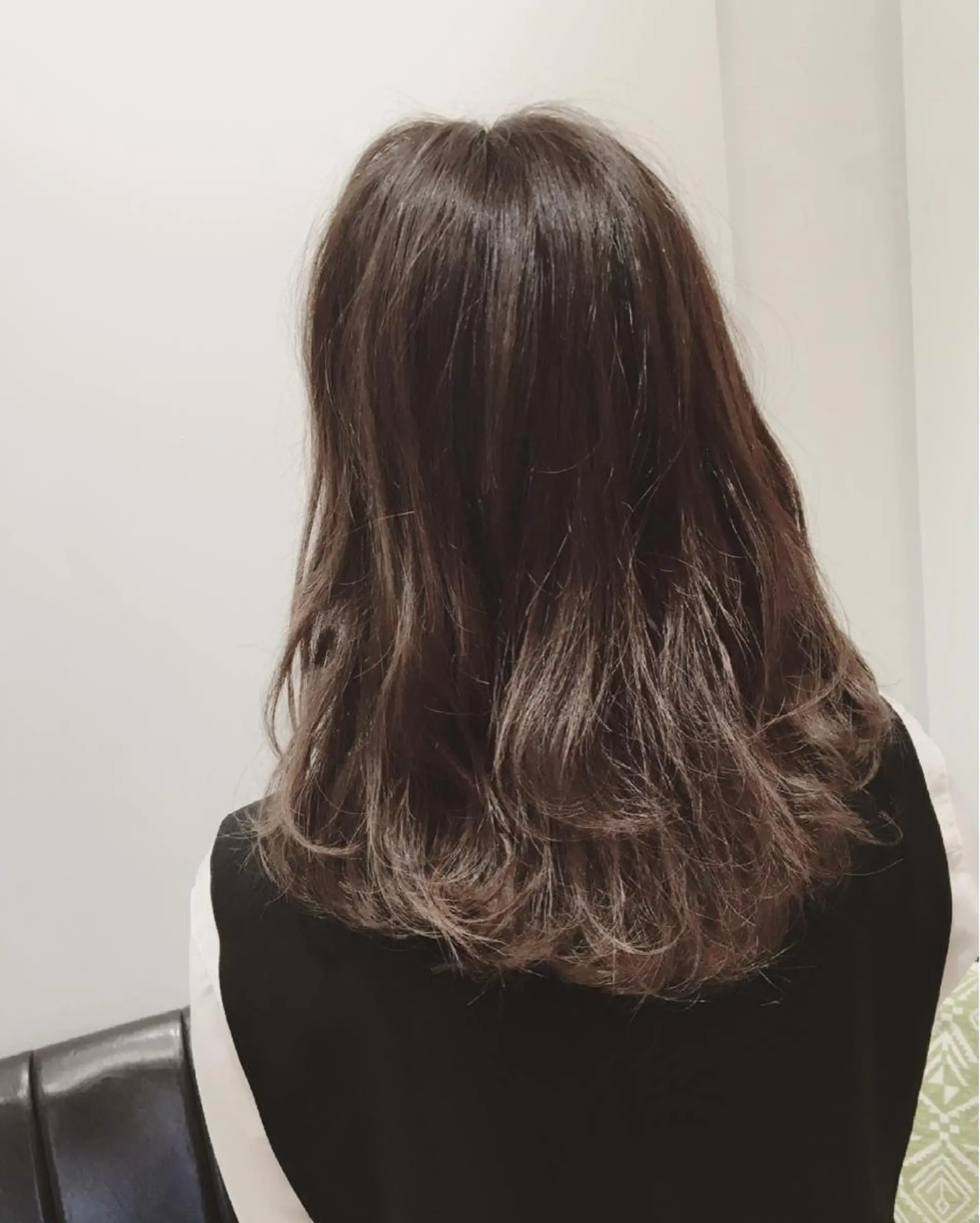 ミディアム カラー ブリーチ ブリーチなしカラー カット ヘアカラー トリートメント 髪質改善ｶﾗｰ ｹｱﾌﾞﾘｰﾁ/ﾀﾑのヘアスタイル