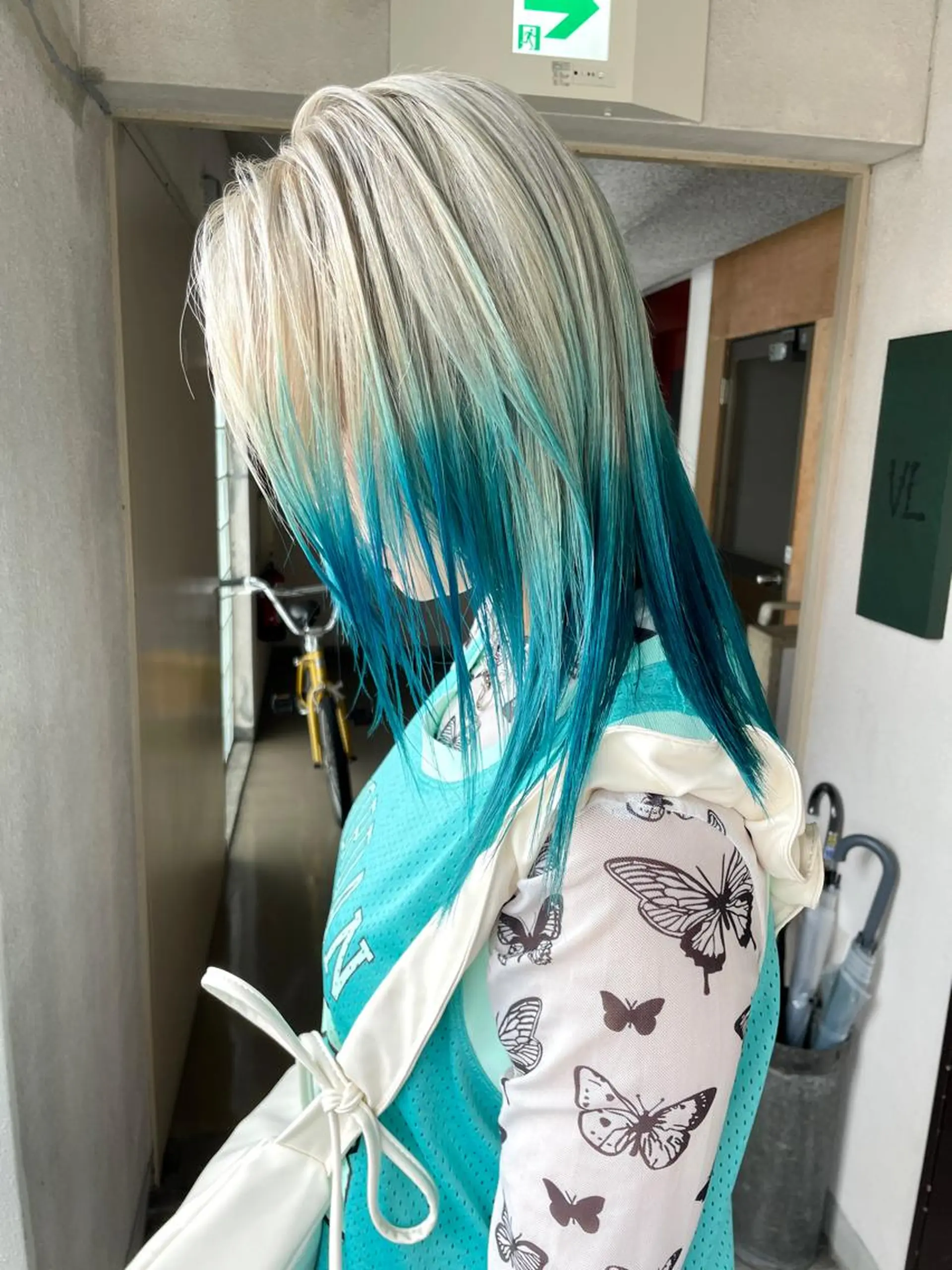 ミディアム カット ヘアカラー トリートメント vivre libre所属・vivre libreのヘアスタイル