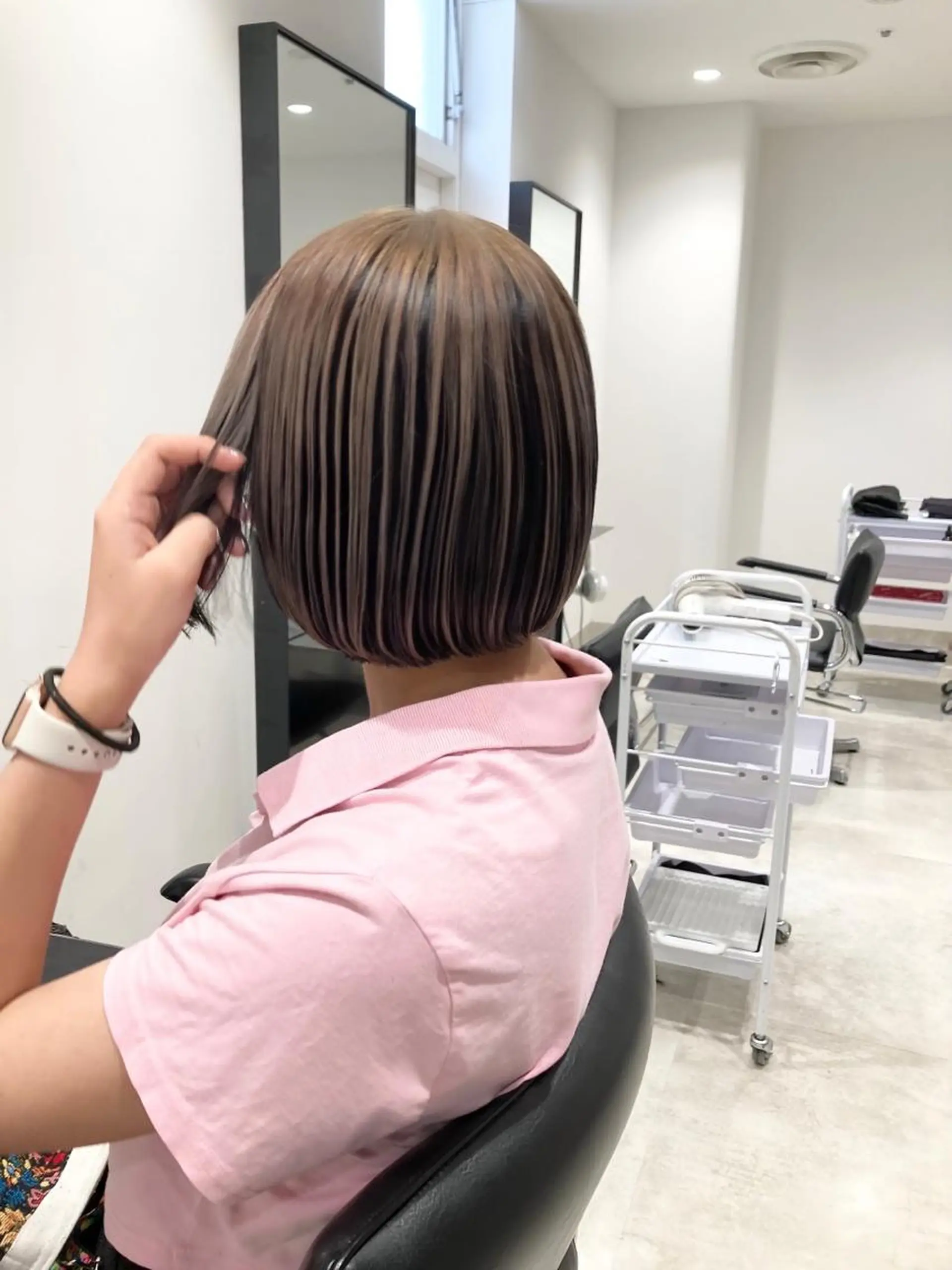 ショート カラー 切りっぱなしボブ ボブ カット ヘアカラー トリートメント GO TODAY SHAIRE SALON 渋谷モディ所属・スキバサミを使わない カット🌼唯🌼のヘアスタイル