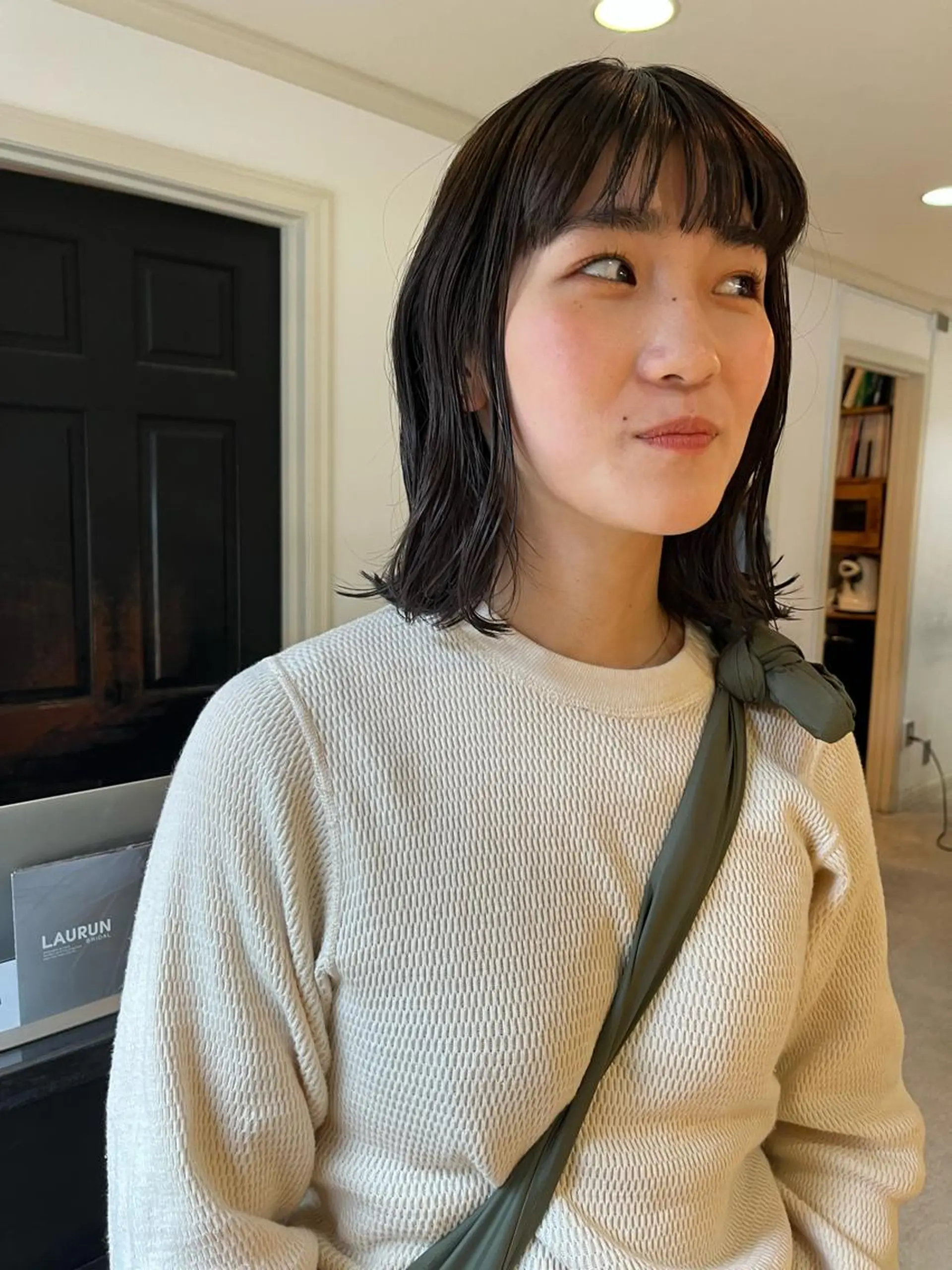 ミディアム カラー NOUN所属・eri kinjoのヘアスタイル